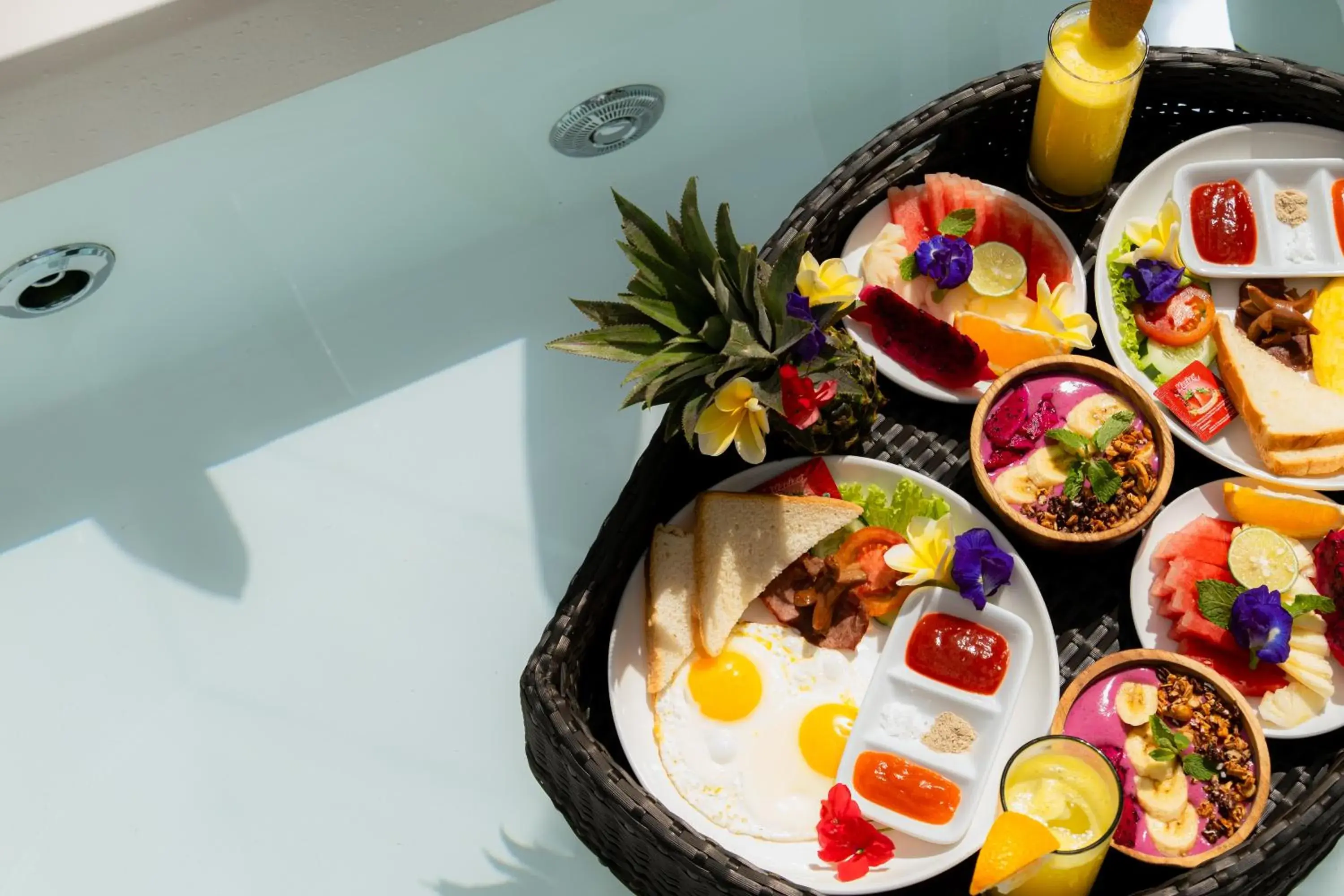 Food and drinks in Bobocabin Ubud, Bali Food and drinks in Bobocabin Ubud, Bali