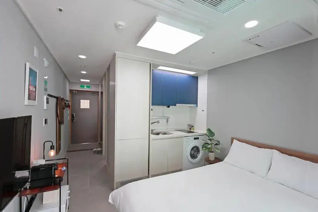 Standard Double Room with City View in Elmomento Gwangan Standard Double Room with City View in Elmomento Gwangan