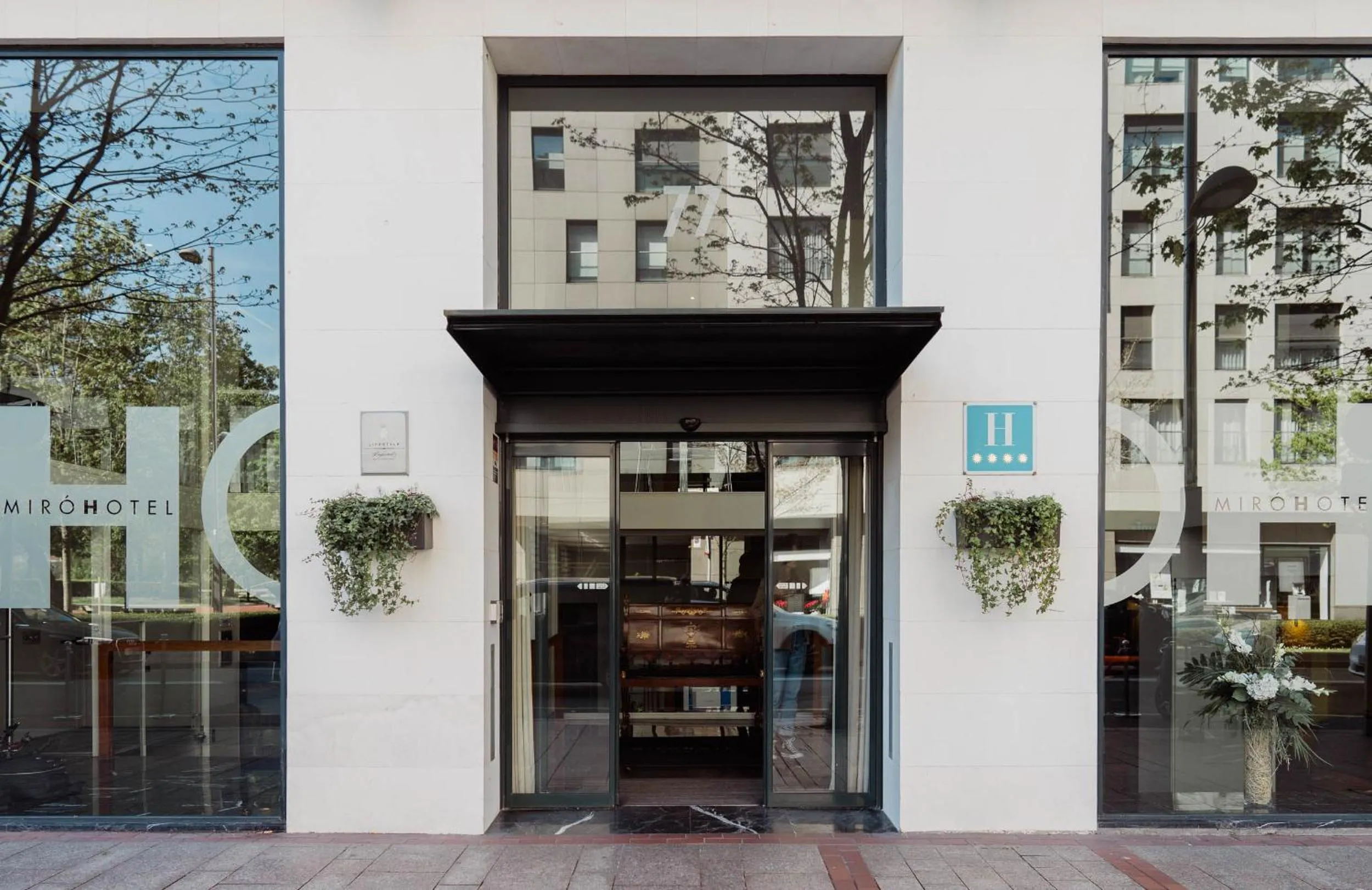 Facade/entrance in Hotel Miró