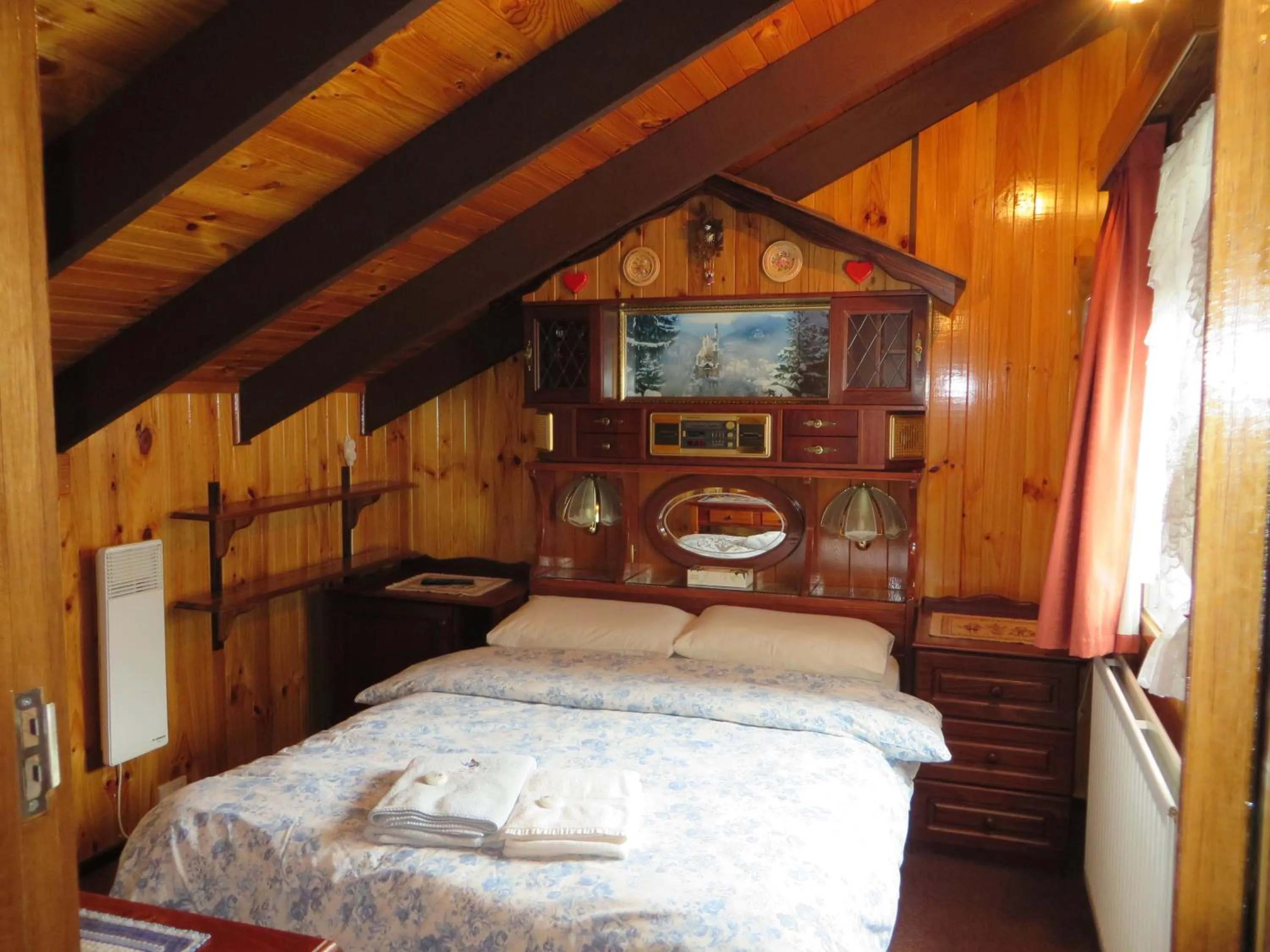 Bed in Karelia Alpine Lodge