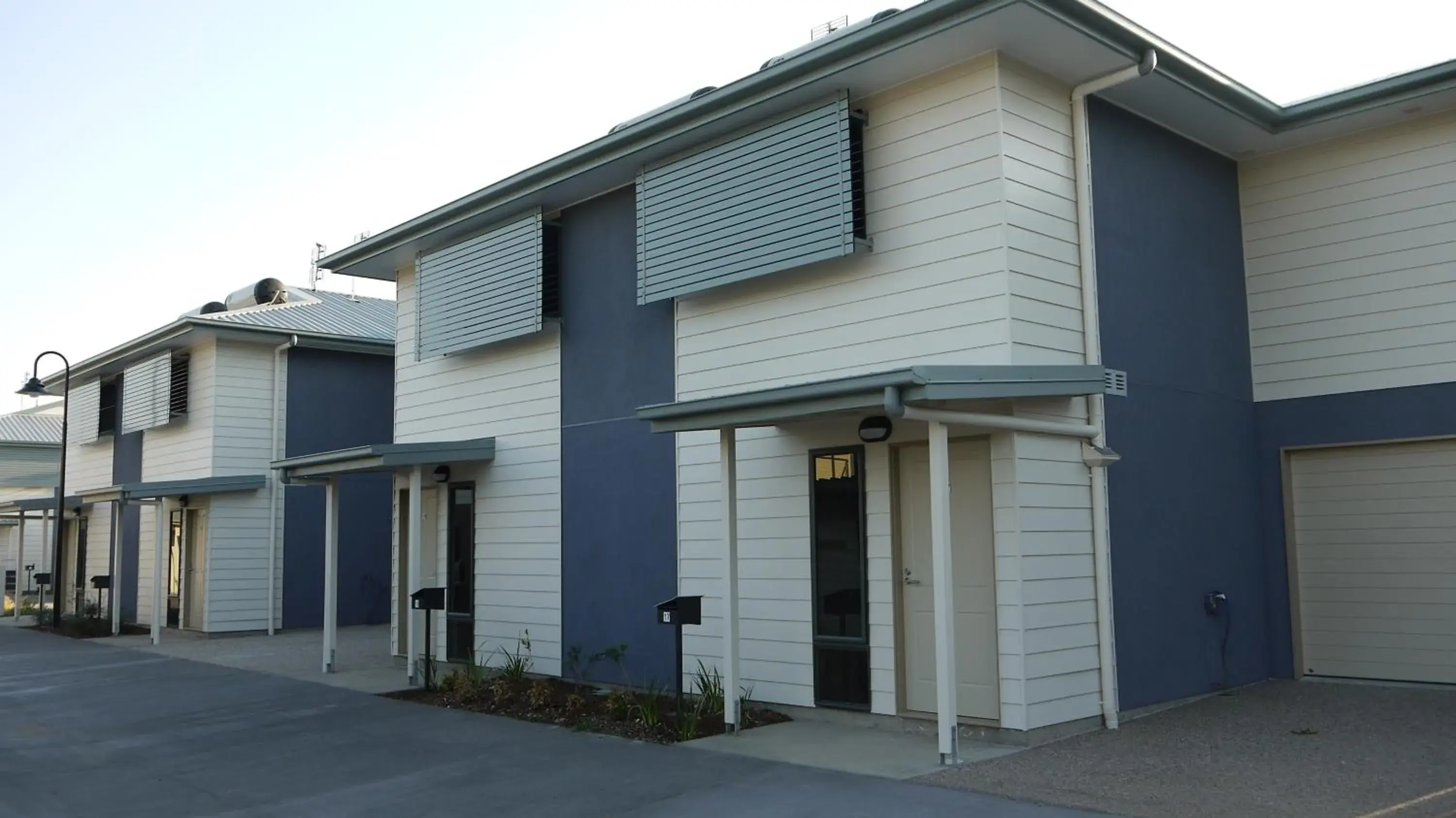 Facade/entrance in Stonewood Villas Facade/entrance in Stonewood Villas