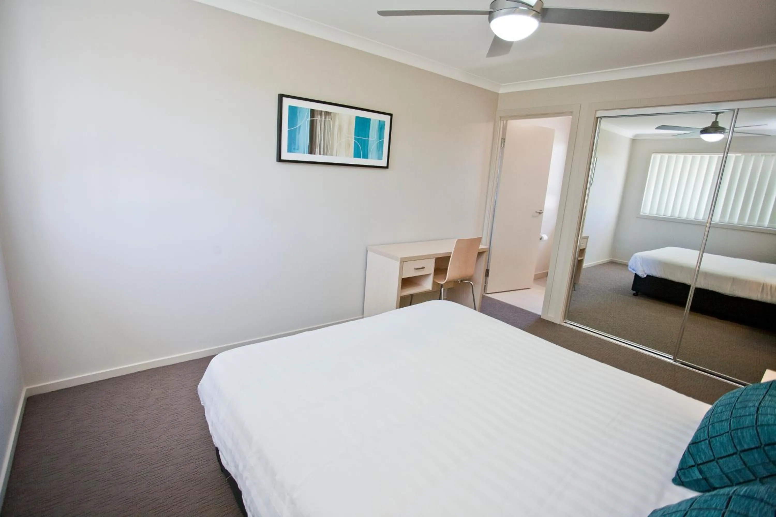 Bedroom, Bed in Stonewood Villas