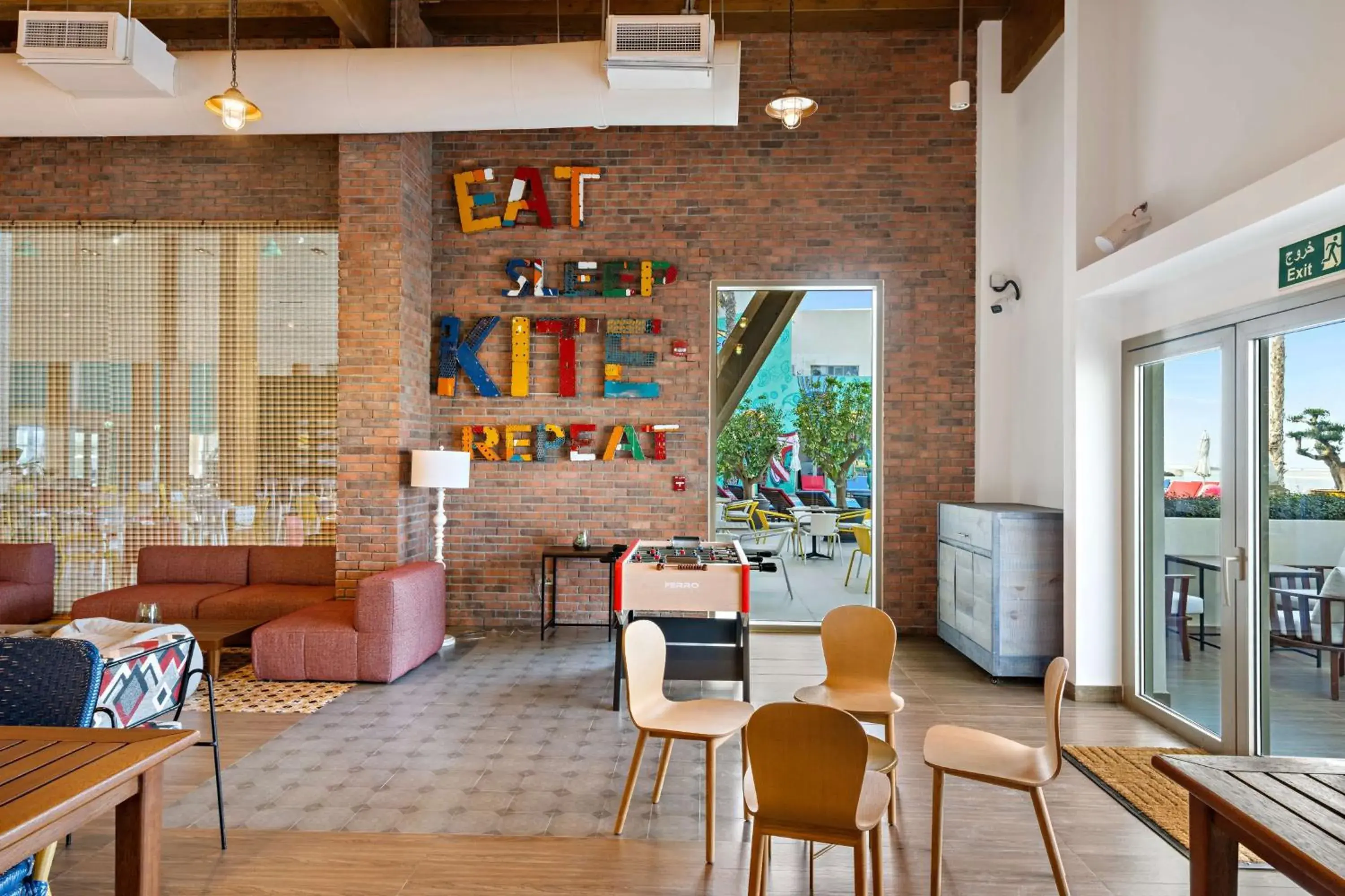 Lounge or bar in Fuwairit Kite Beach, Tapestry Collection By Hilton Lounge or bar in Fuwairit Kite Beach, Tapestry Collection By Hilton