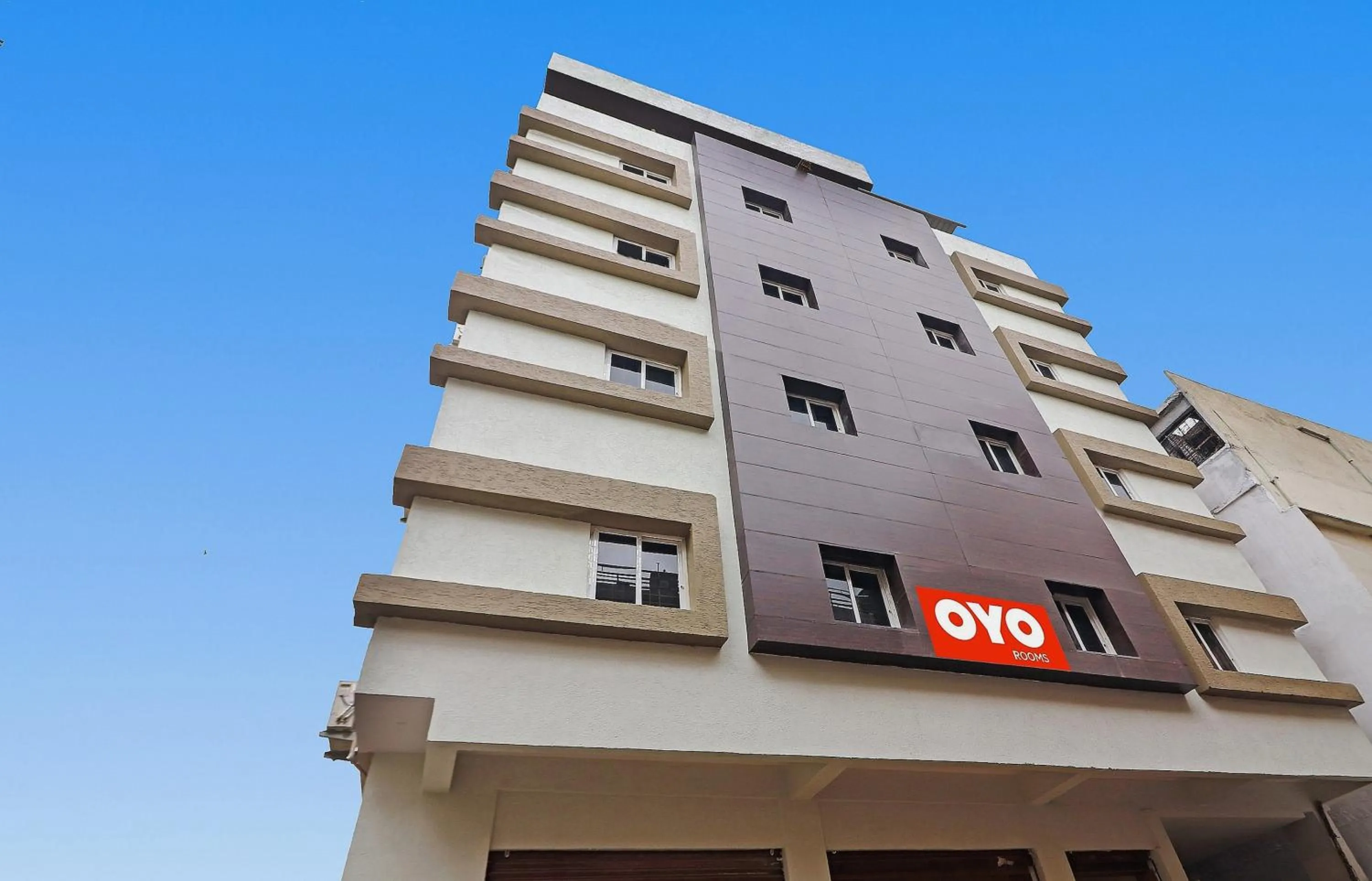 Facade/entrance in Hotel O Night Eye