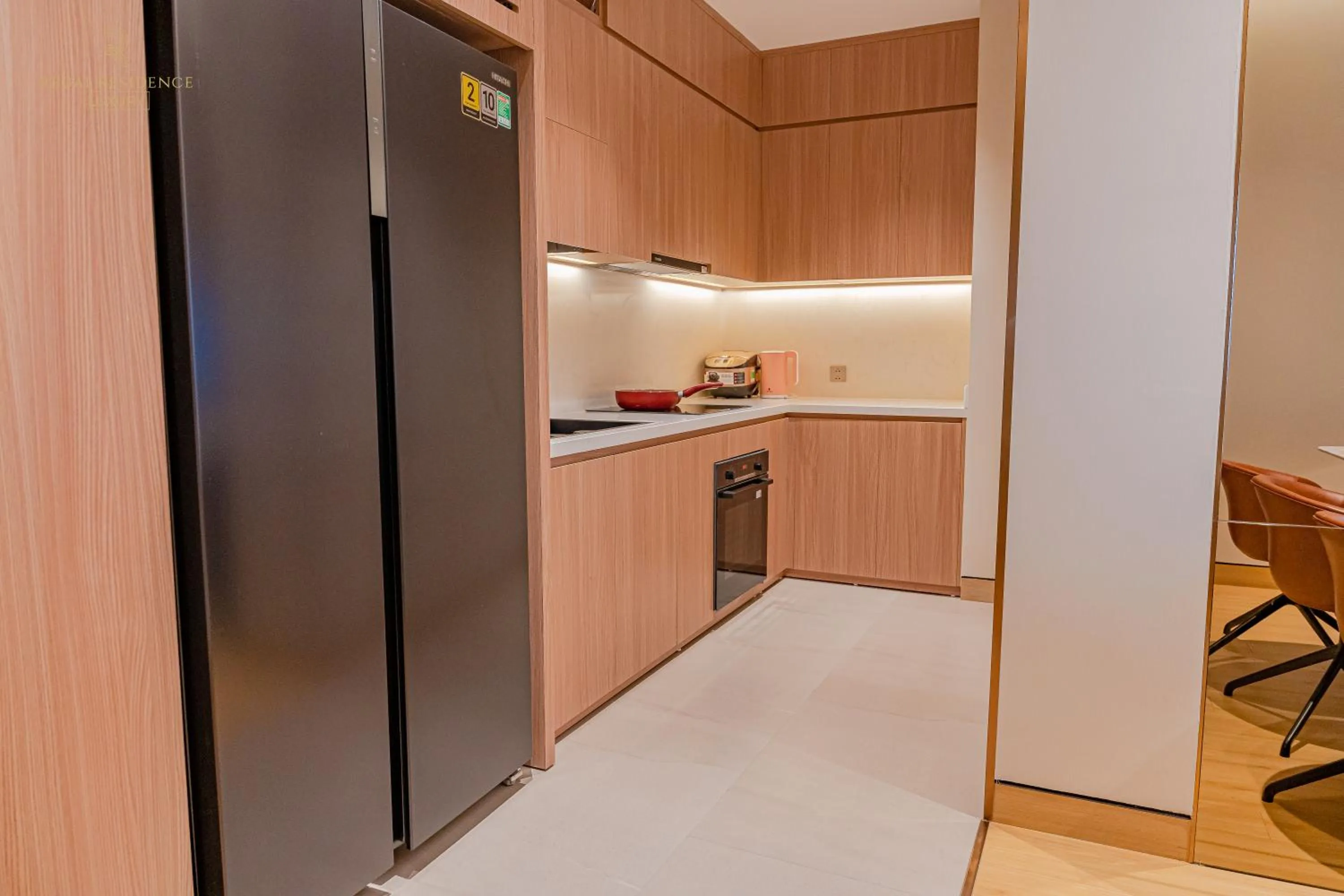 stove in Regal Collection House