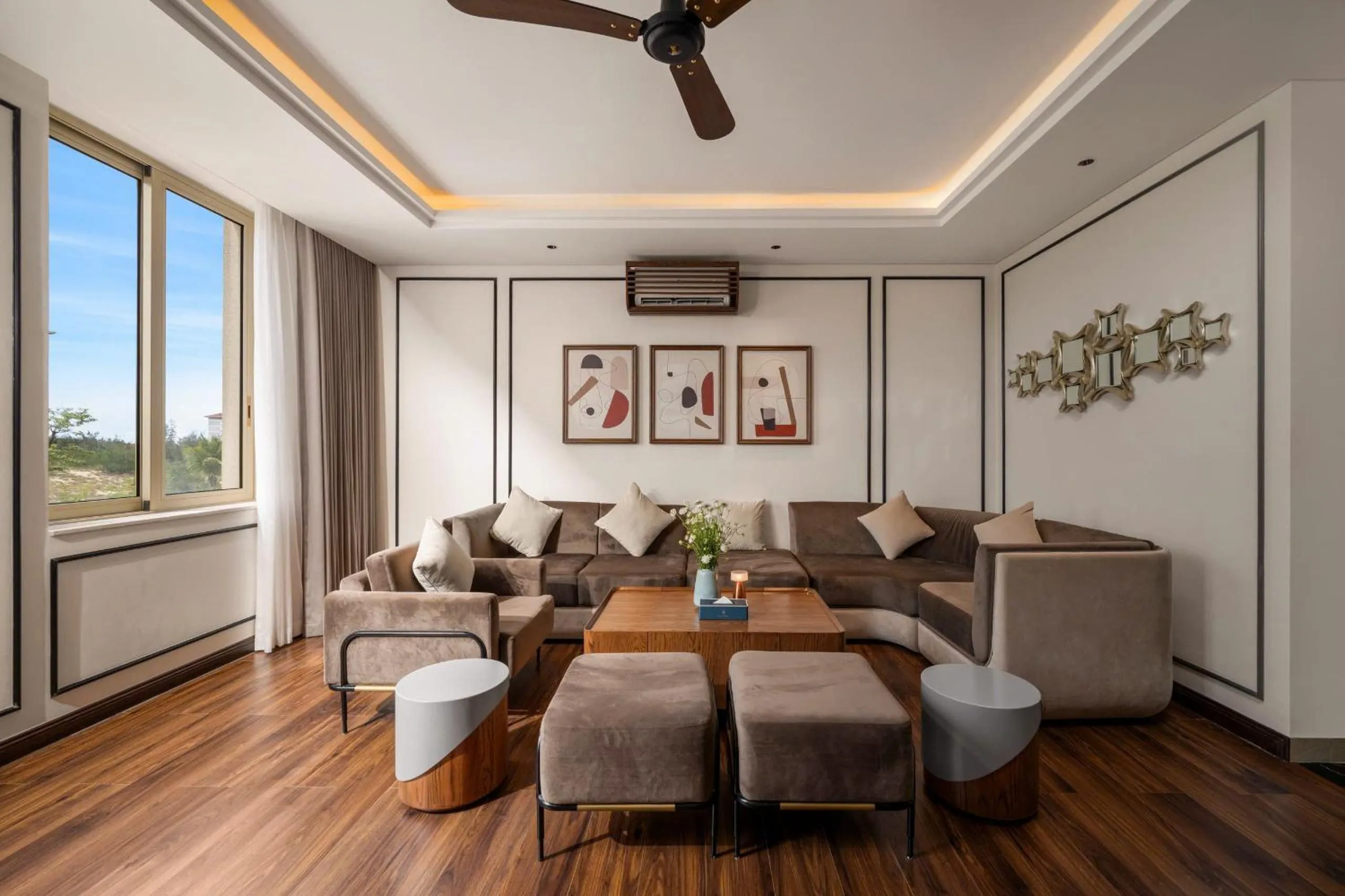 Regal Collection House