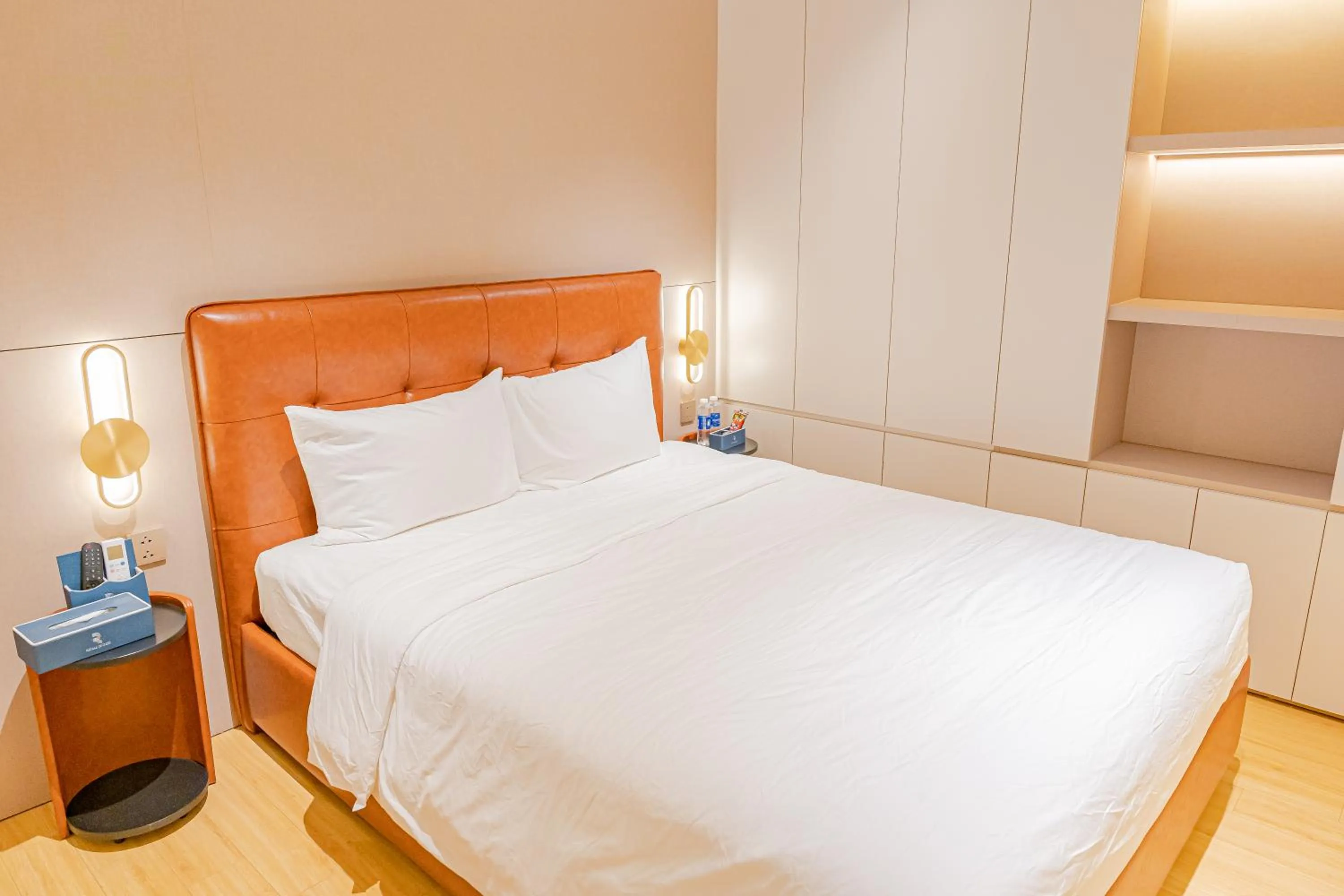 Bedroom, Bed in Regal Collection House