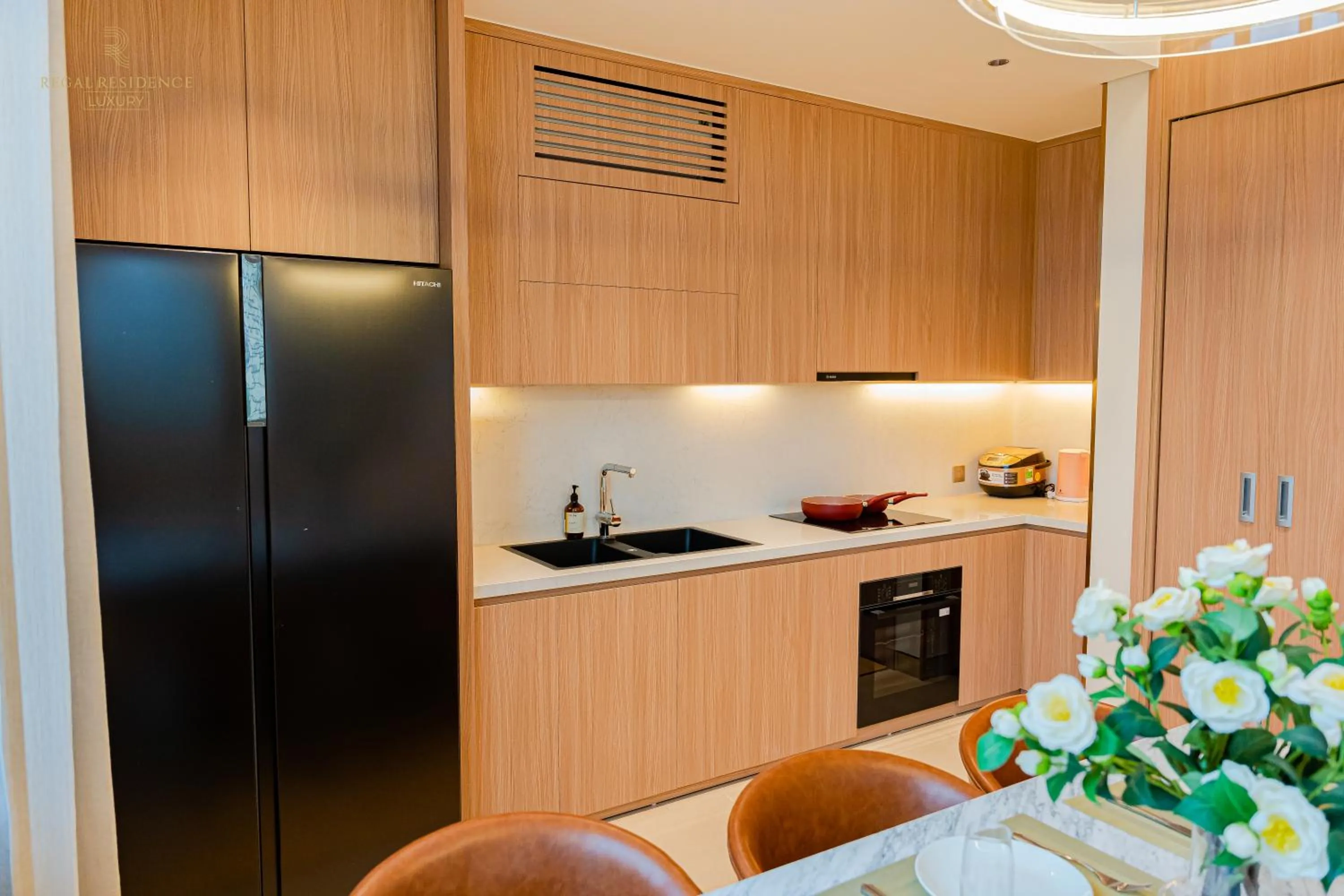 stove in Regal Collection House