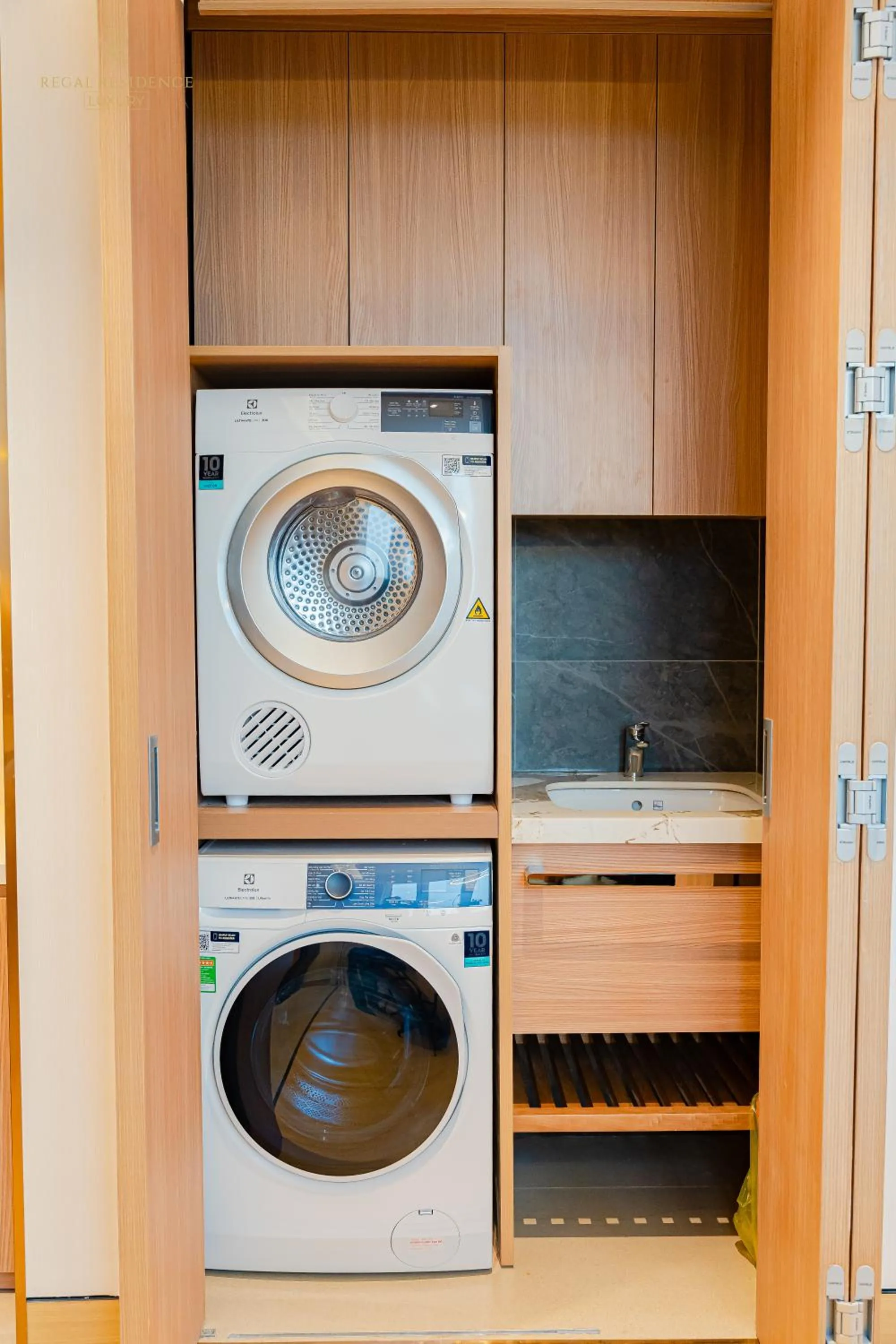 washing machine in Regal Collection House