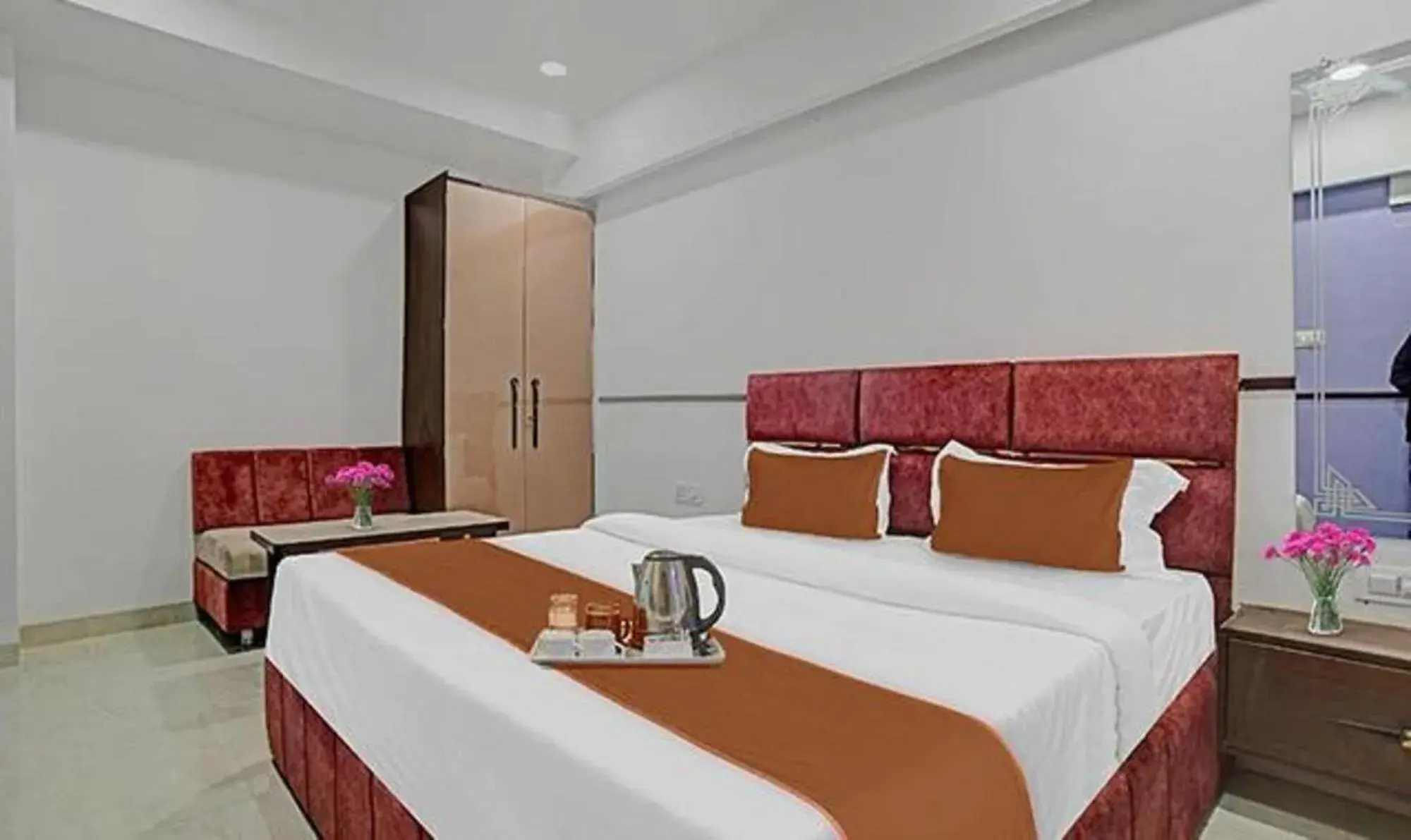 Bed in FabHotel Elite Residency Bed in FabHotel Elite Residency