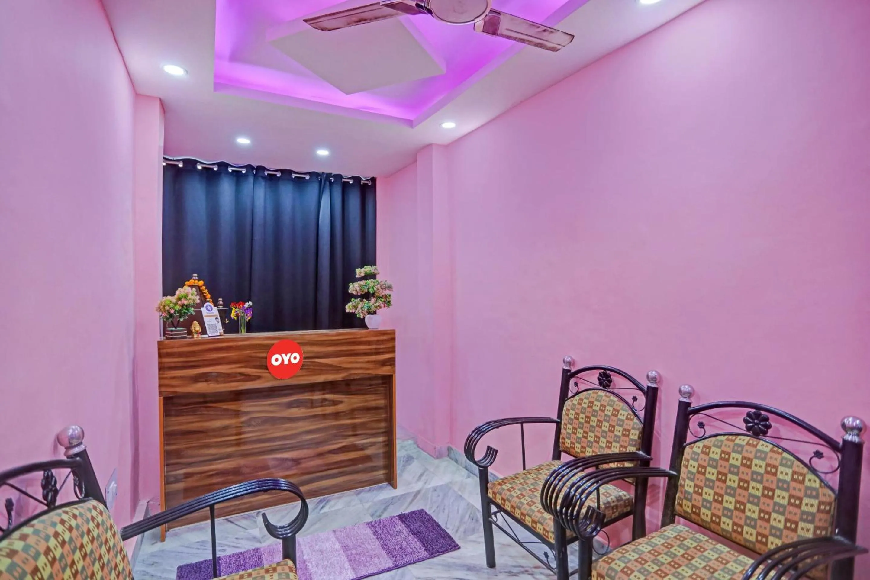 Lobby or reception in Hotel O Sunshine
