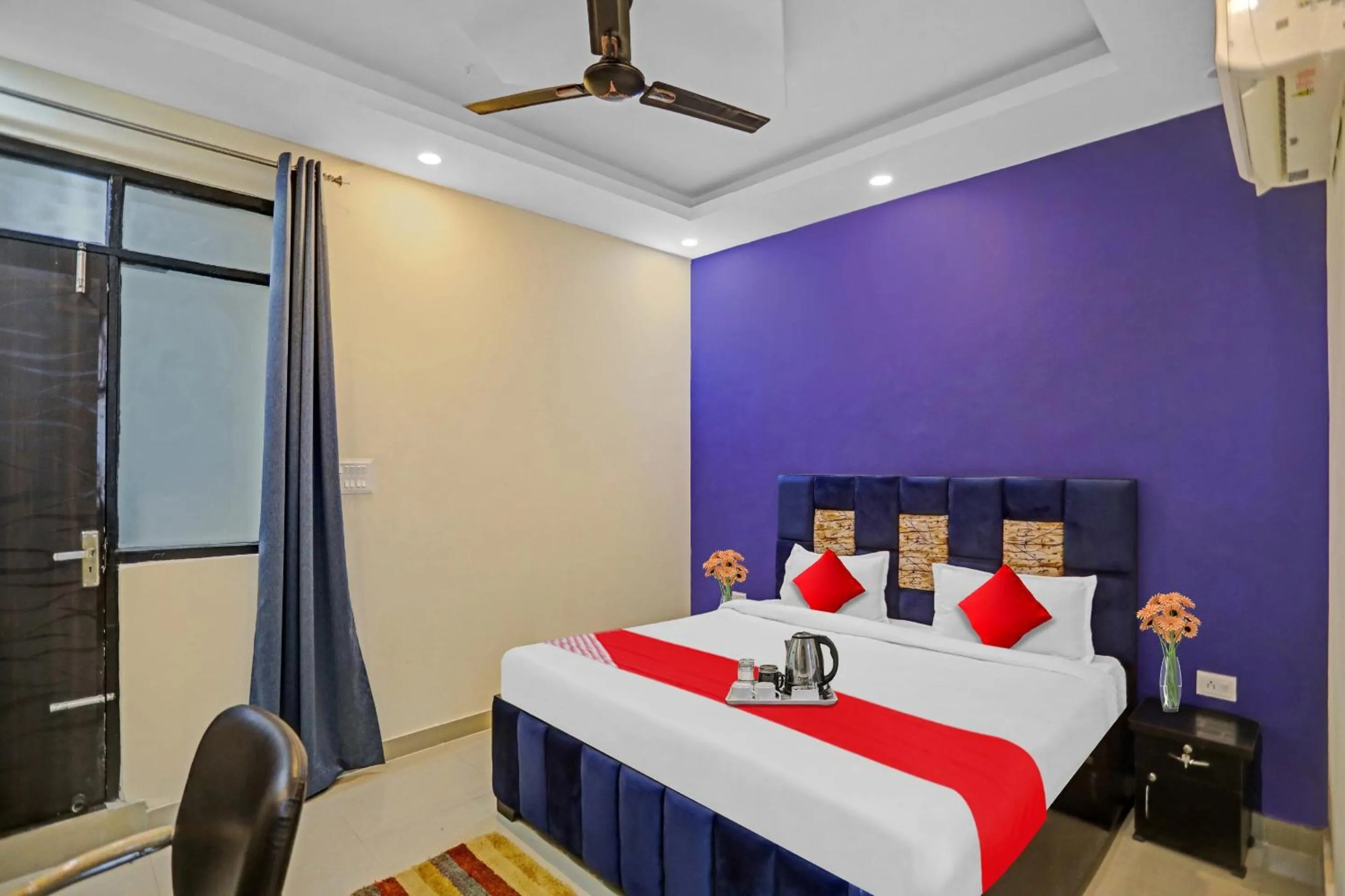 Bedroom in Hotel O Sunshine