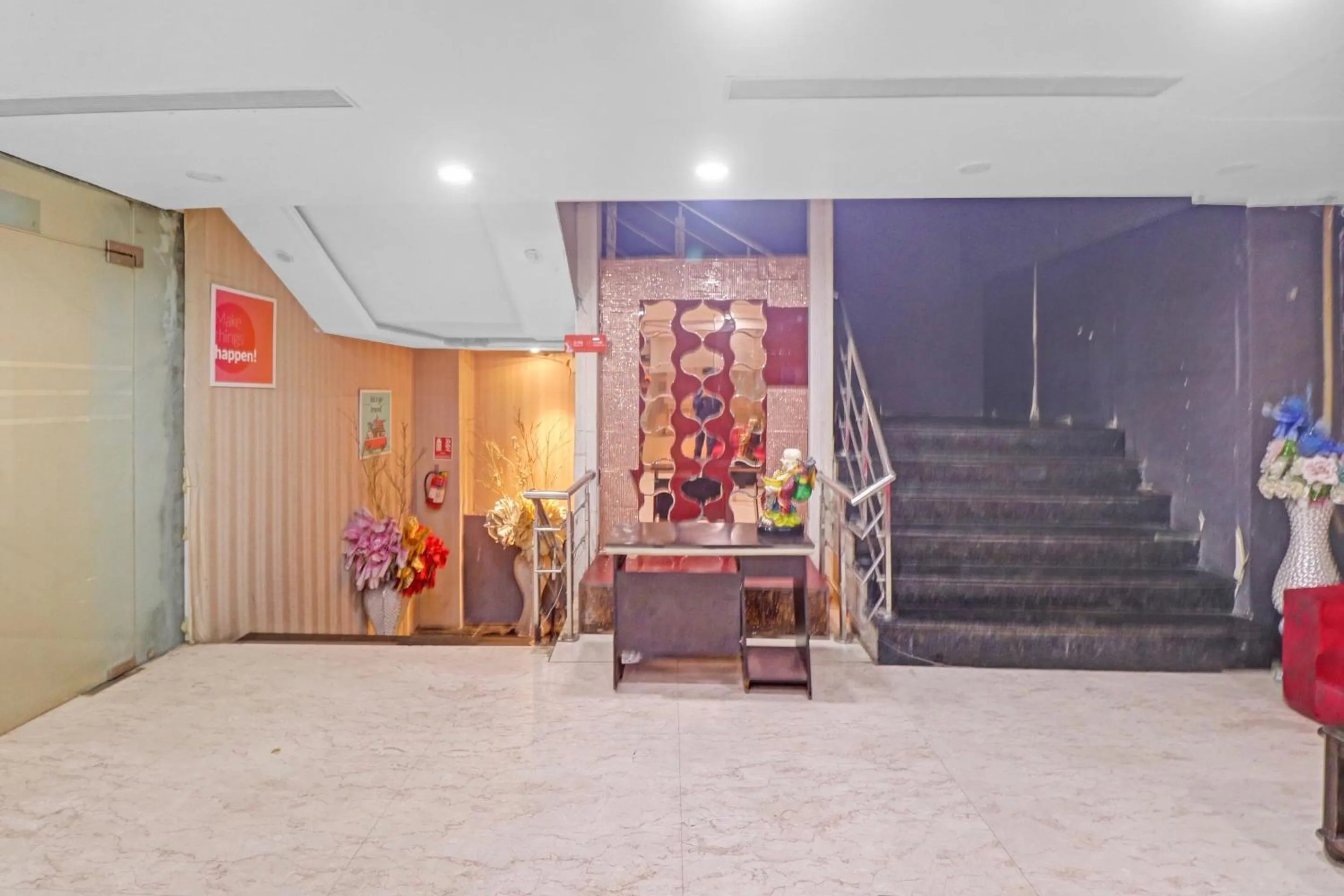 Lobby or reception in SEVEN HEAVEN