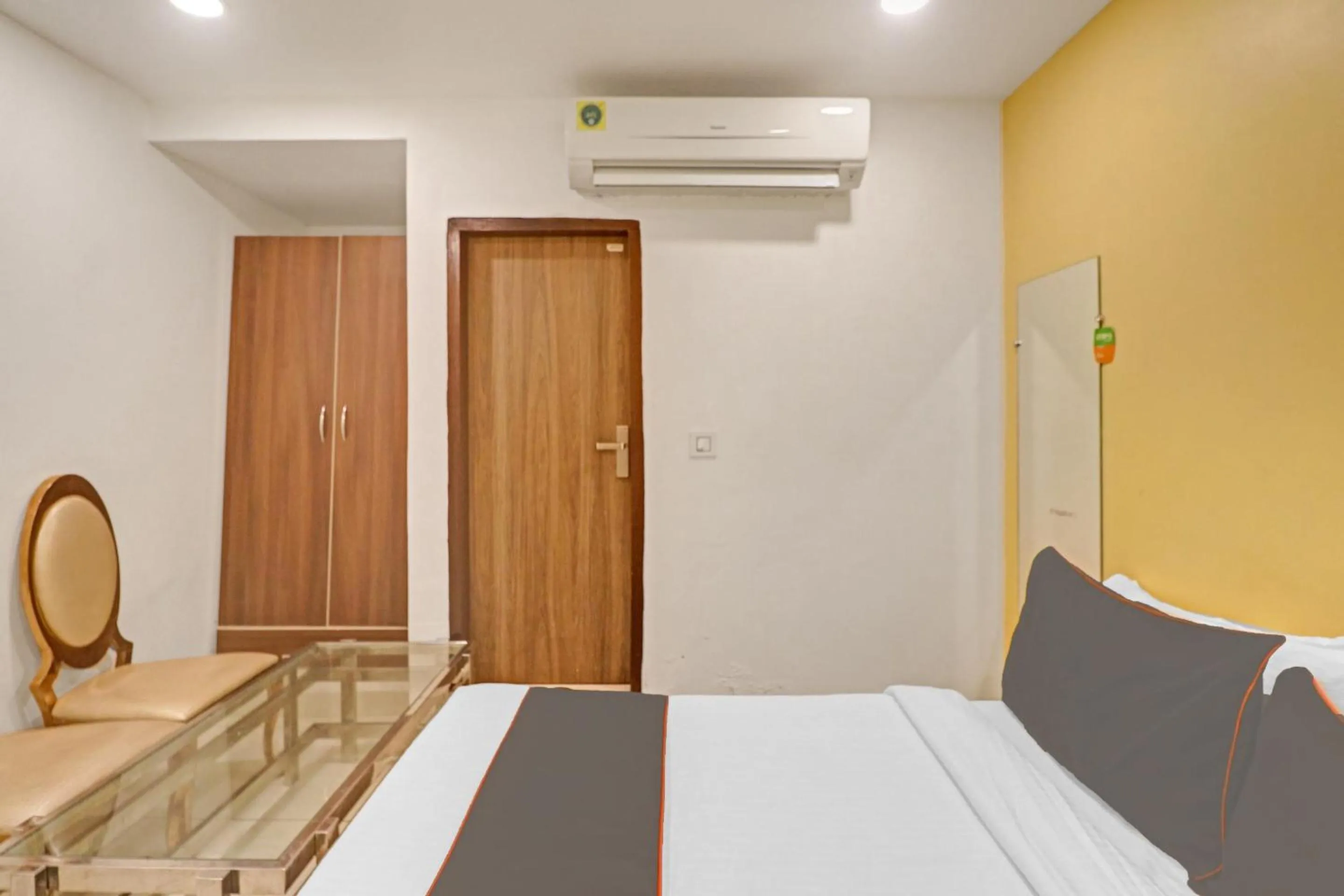 Lobby or reception, Bed in SEVEN HEAVEN