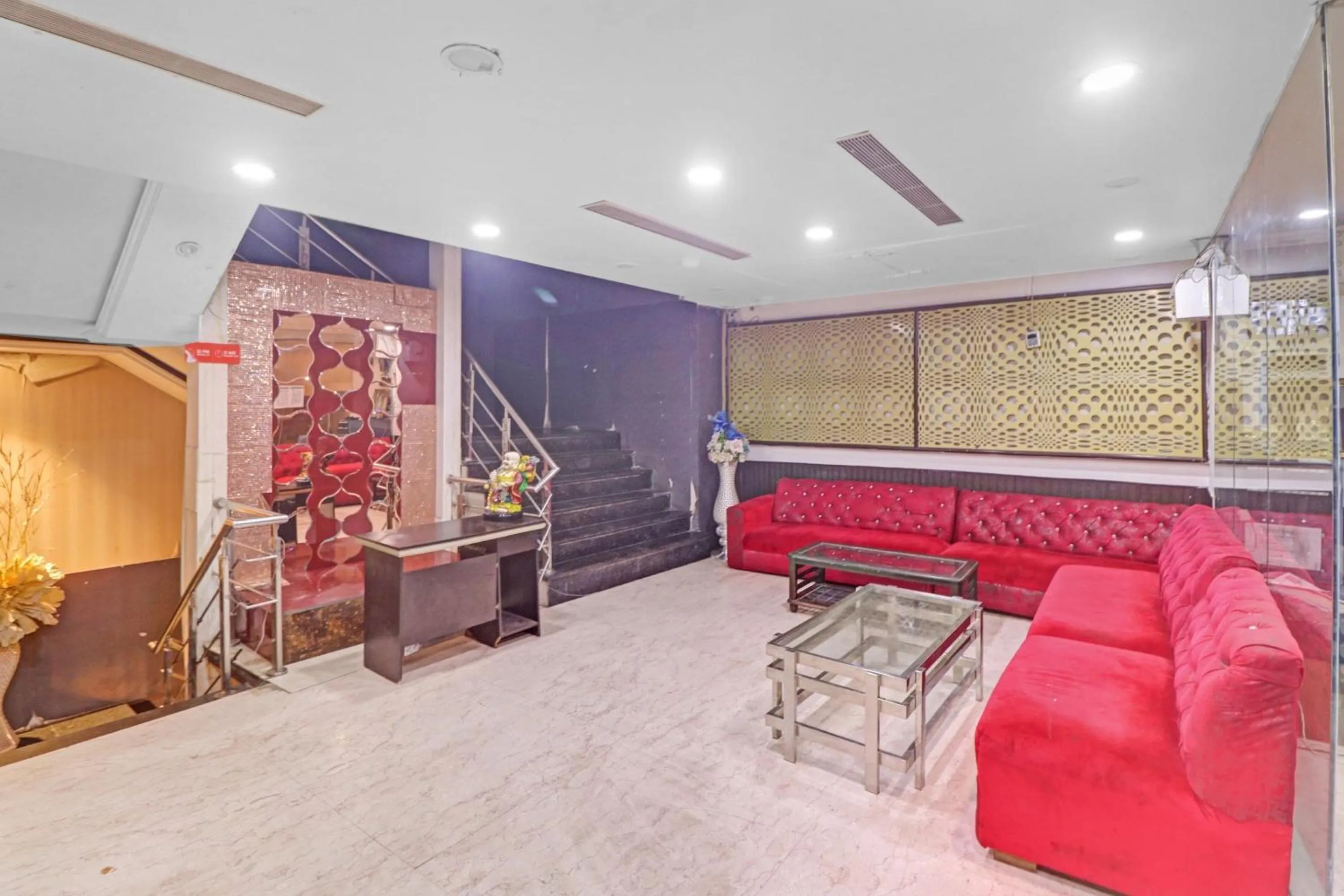 Lobby or reception in SEVEN HEAVEN