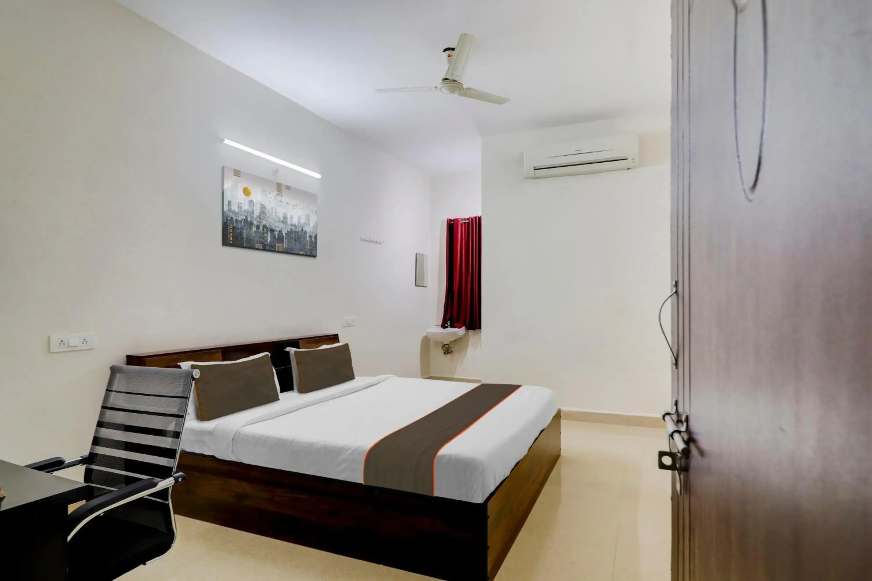 Bedroom, Bed in Capital O S V Residency Nalagandla Bedroom, Bed in Capital O S V Residency Nalagandla