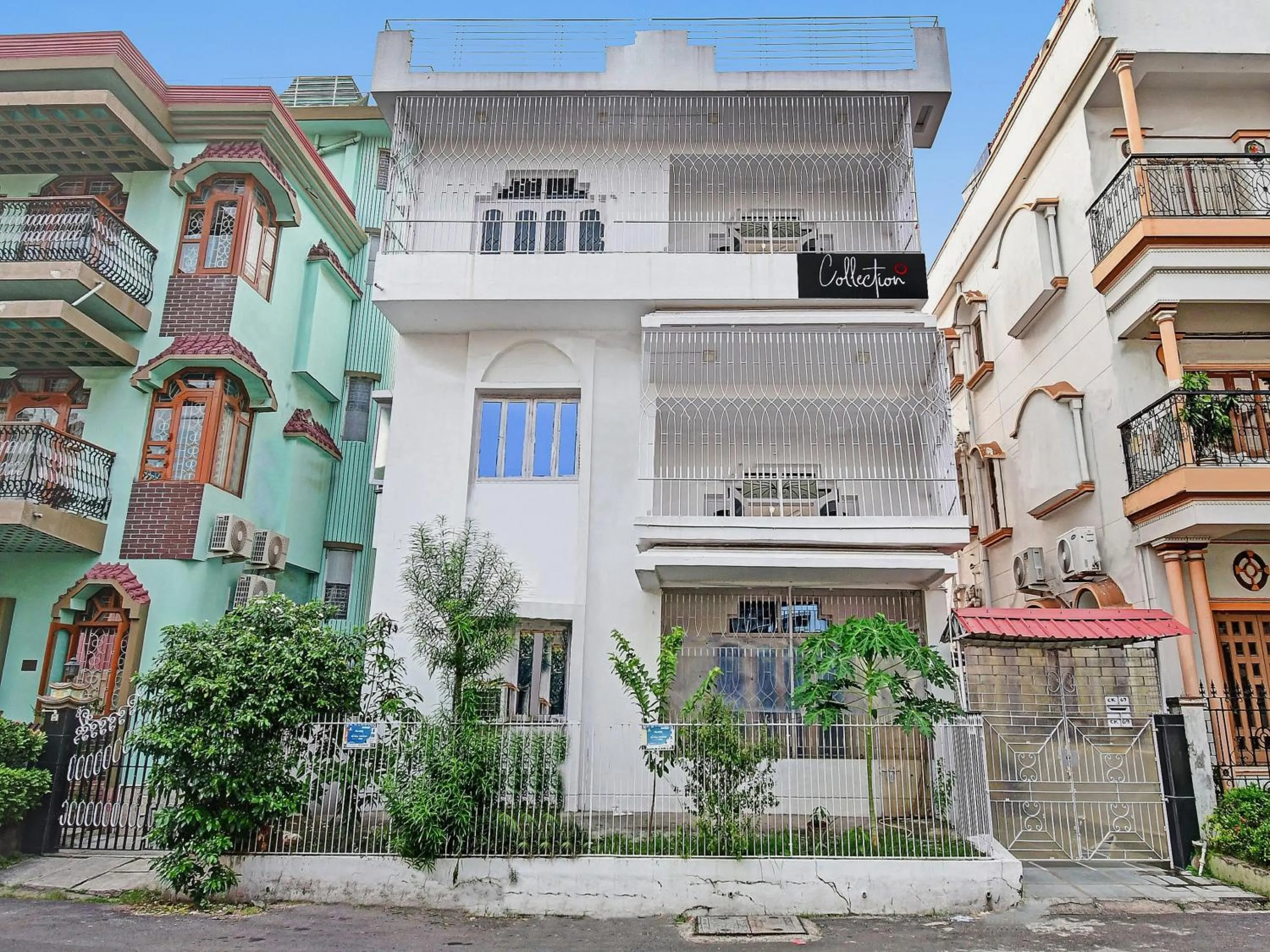 Facade/entrance in Super Capital O New All In One Near City Centre Salt Lake