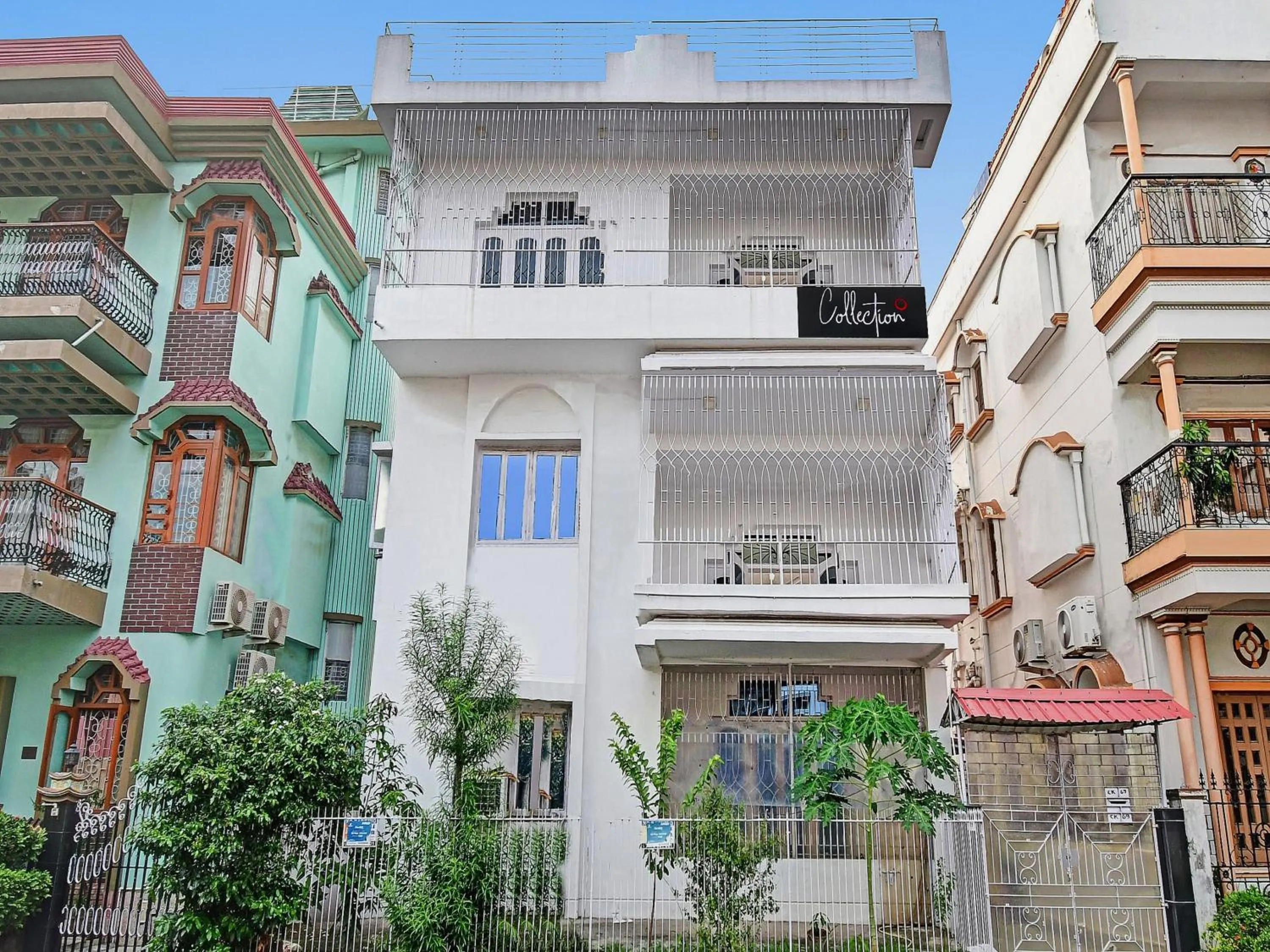 Facade/entrance in Super Capital O New All In One Near City Centre Salt Lake