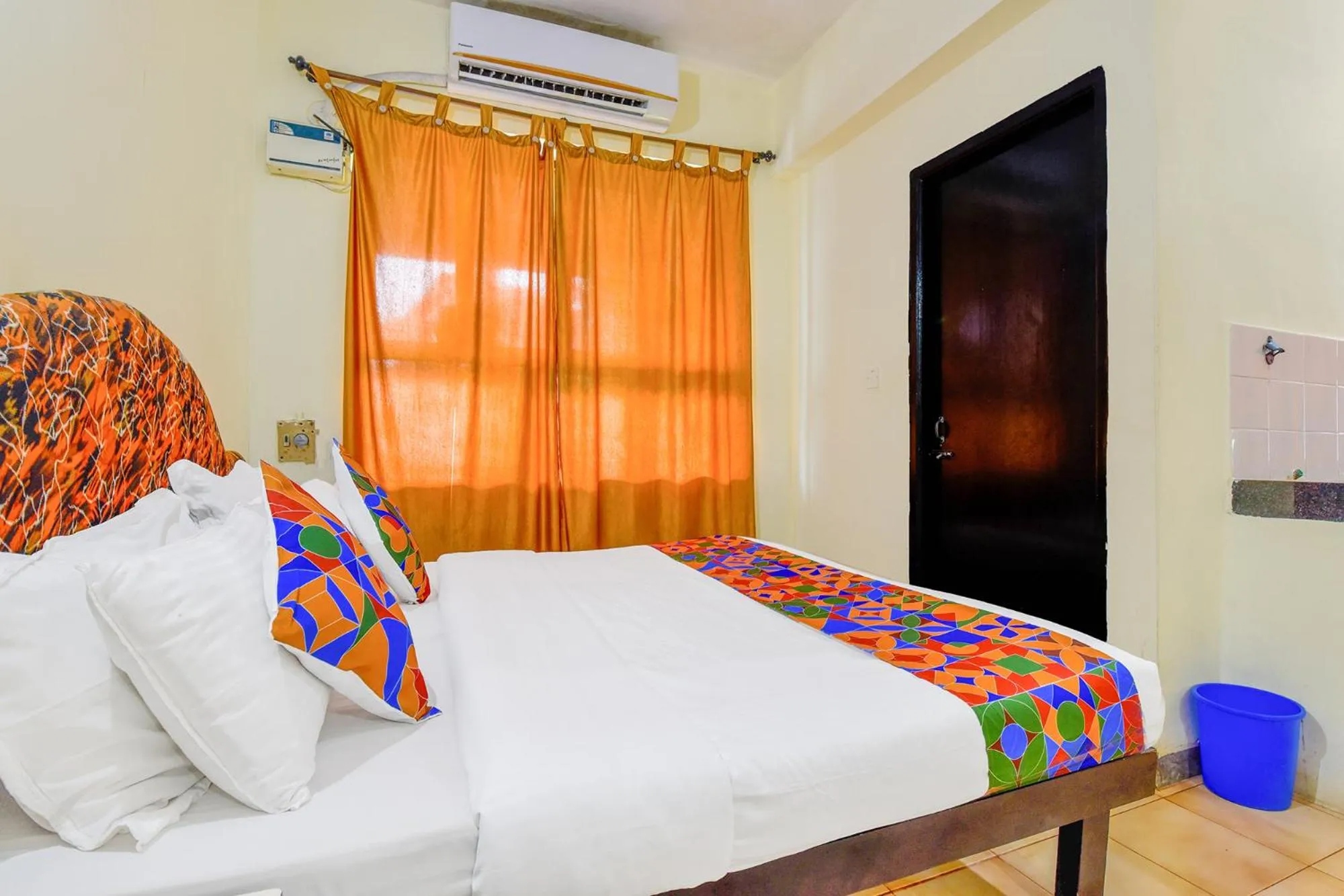 Bed in FabExpress Alor Resort