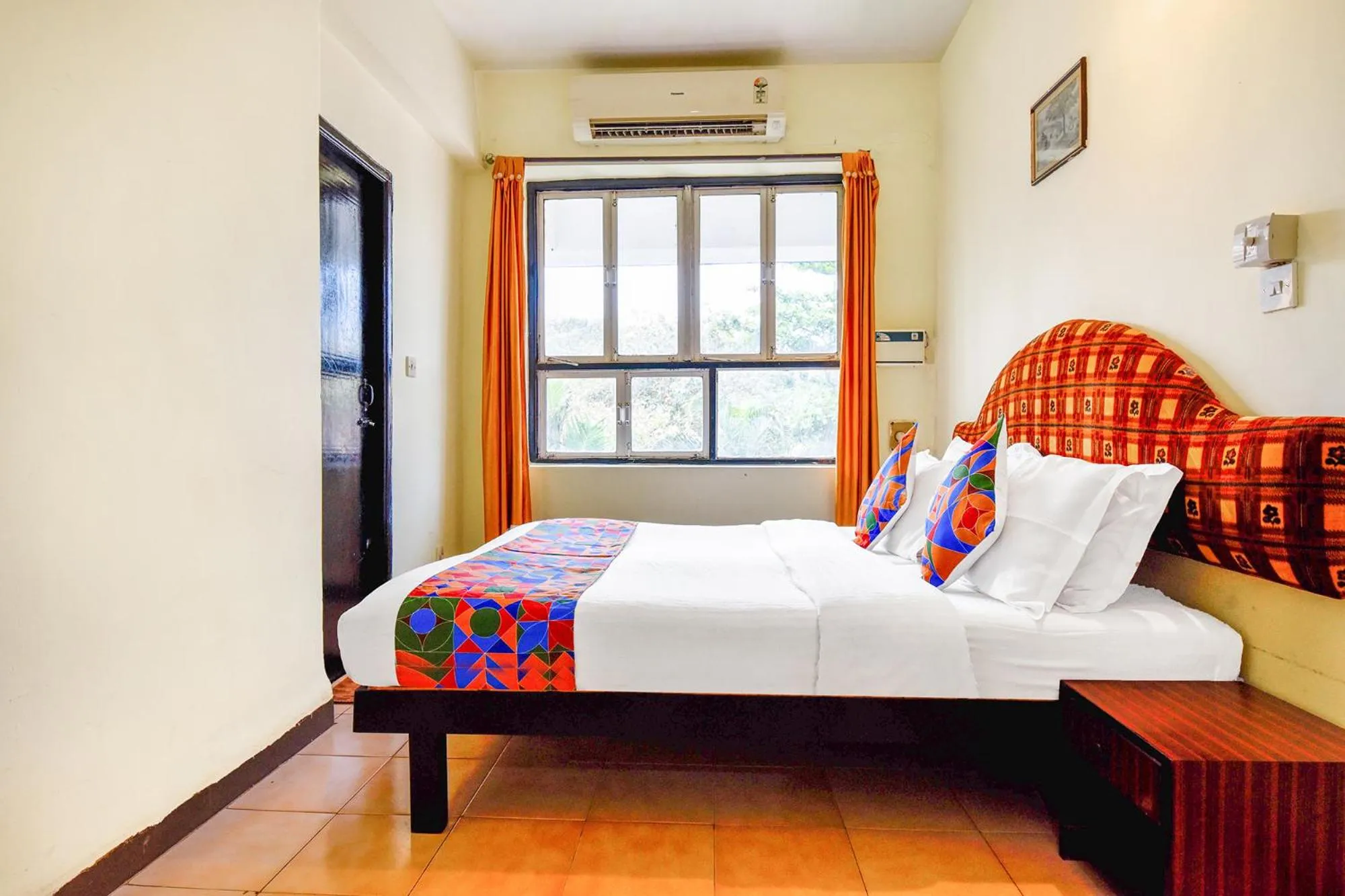 Bed in FabExpress Alor Resort