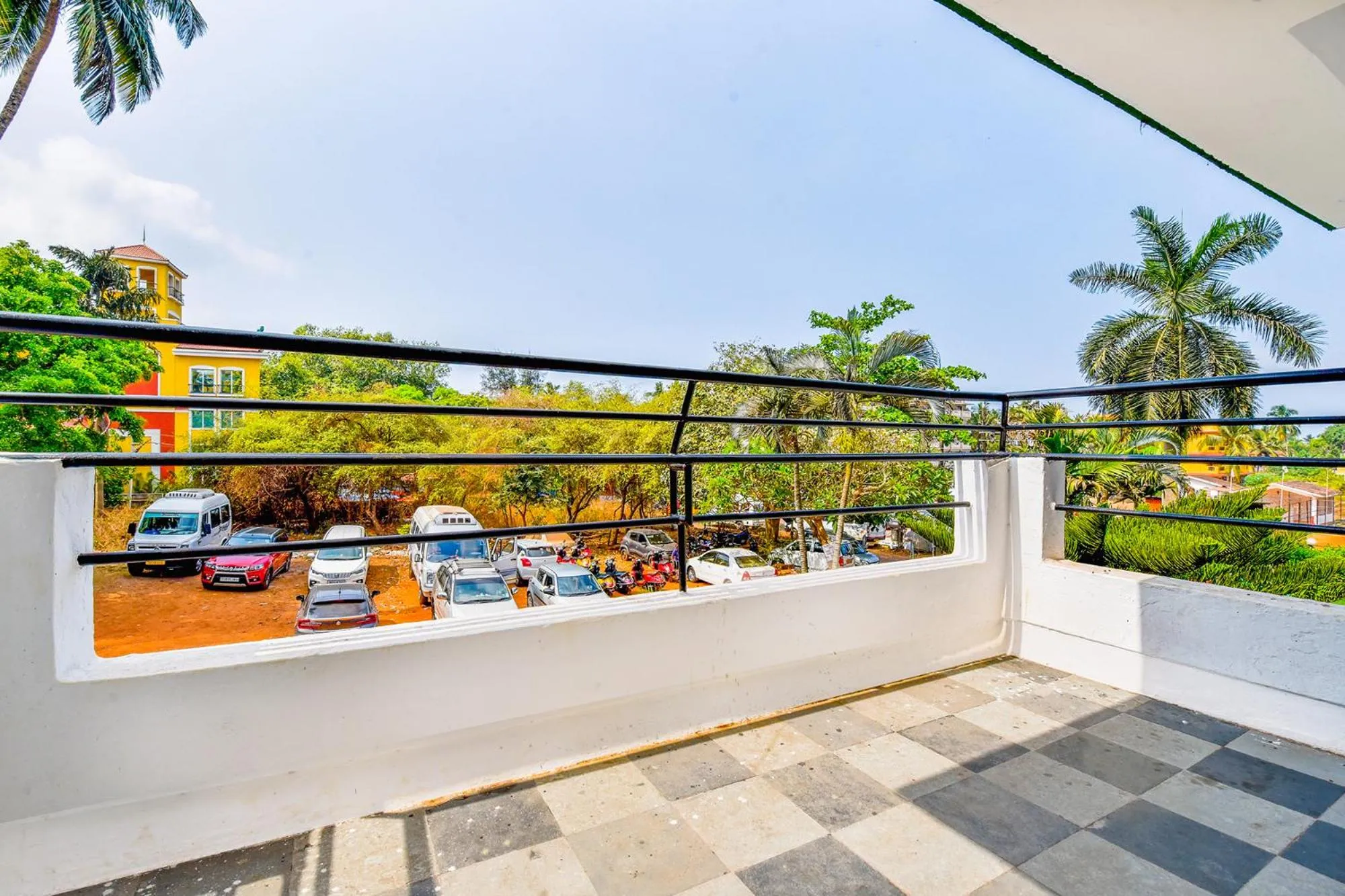 Balcony/Terrace in FabExpress Alor Resort