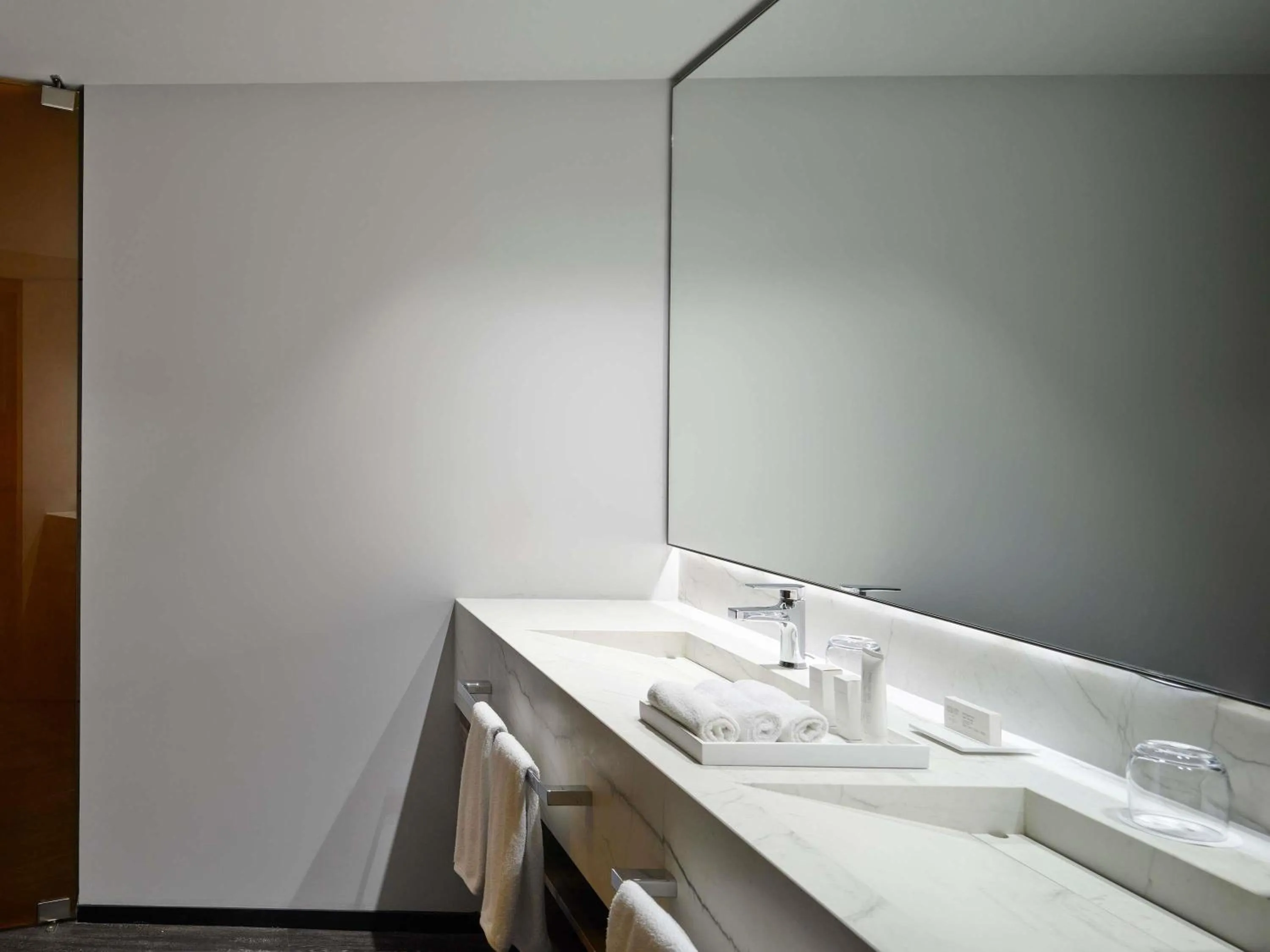 Bedroom in Mondrian Mexico City Condesa