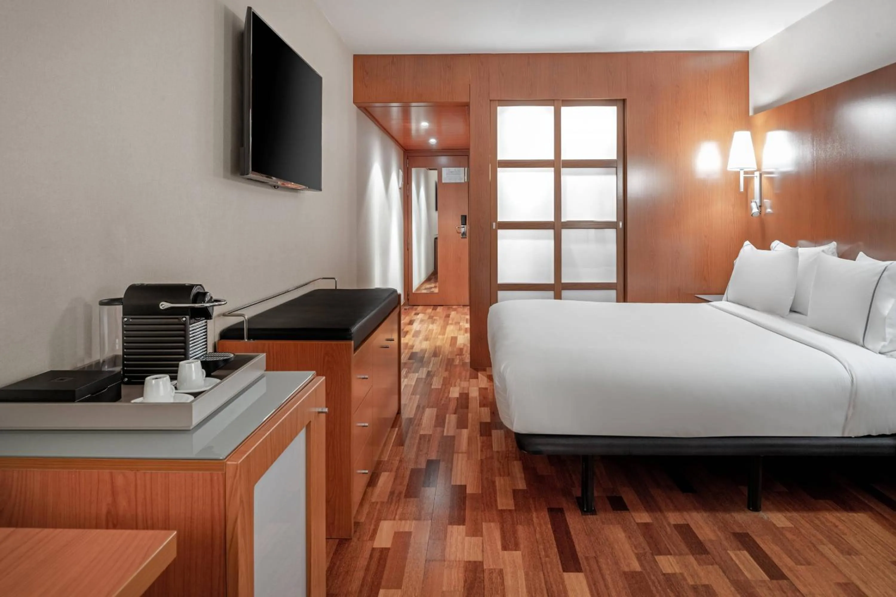 Photo of the whole room, Bed in AC Hotel La Rioja by Marriott