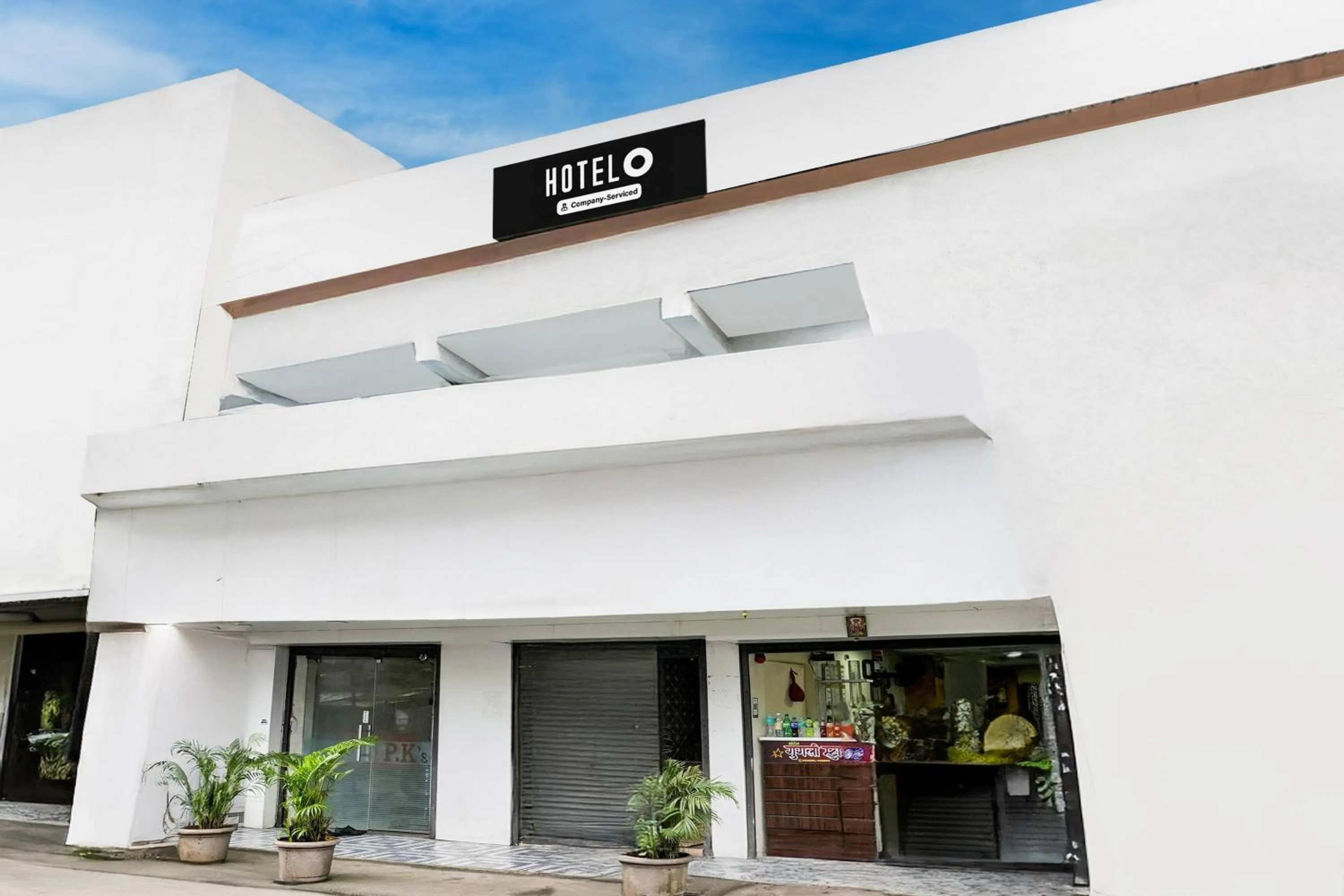 Facade/entrance in Super Hotel O Dombivali Formerly PK Lodging