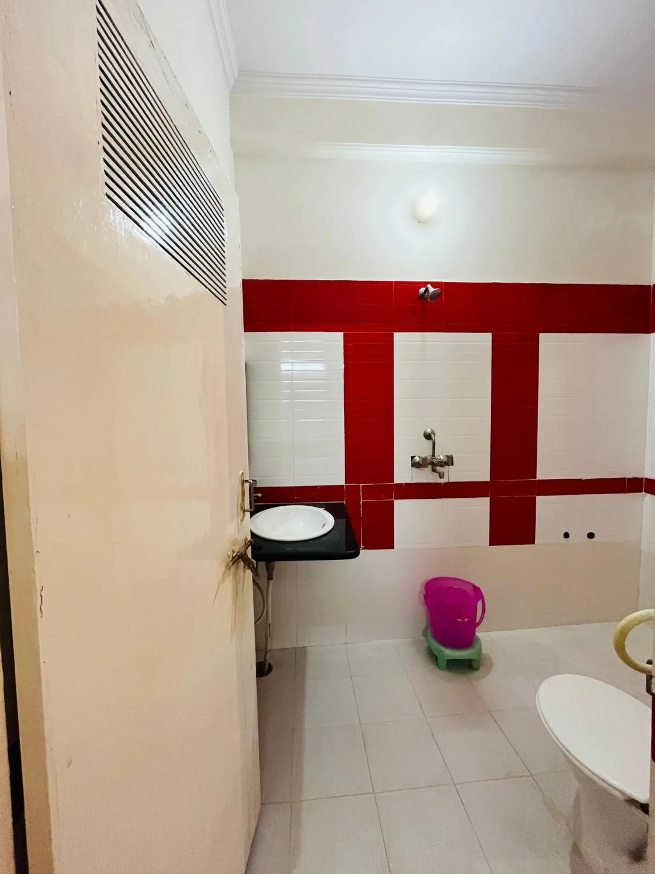 Toilet in The Ranthambhore Heritage