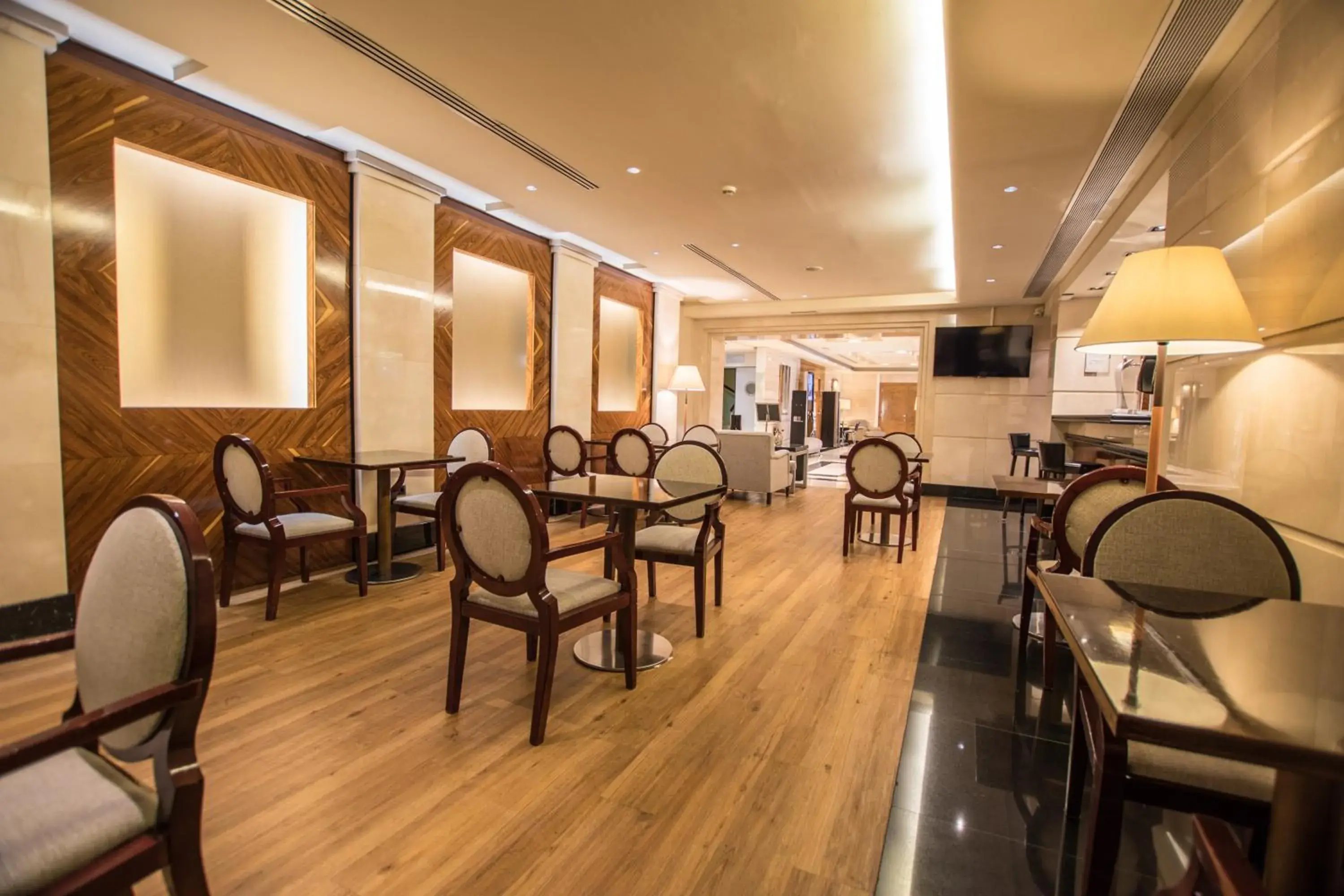 Restaurant/places to eat in Hotel Andalucía Center Restaurant/places to eat in Hotel Andalucía Center