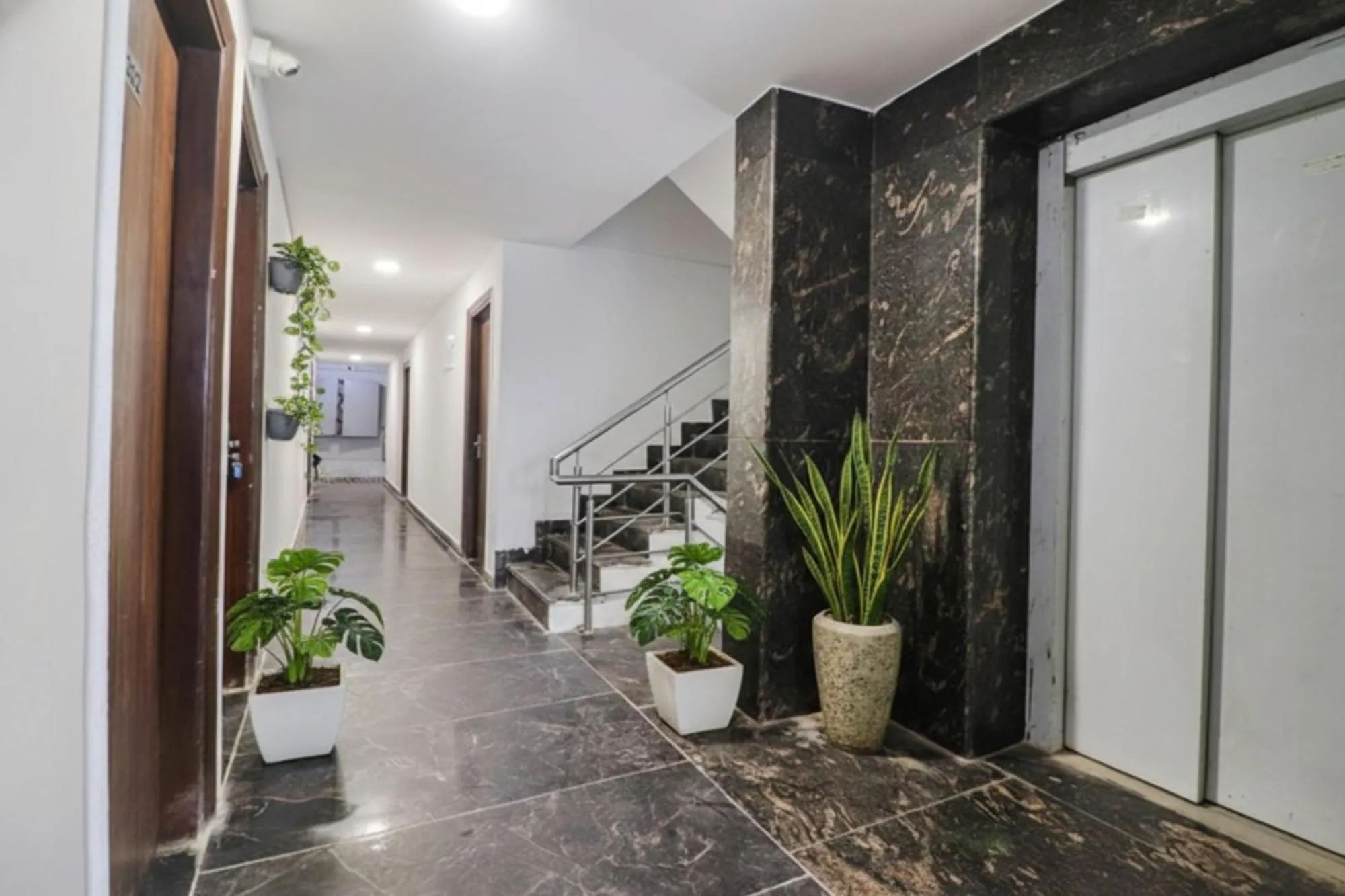 Lobby or reception in Via Roadway Inn