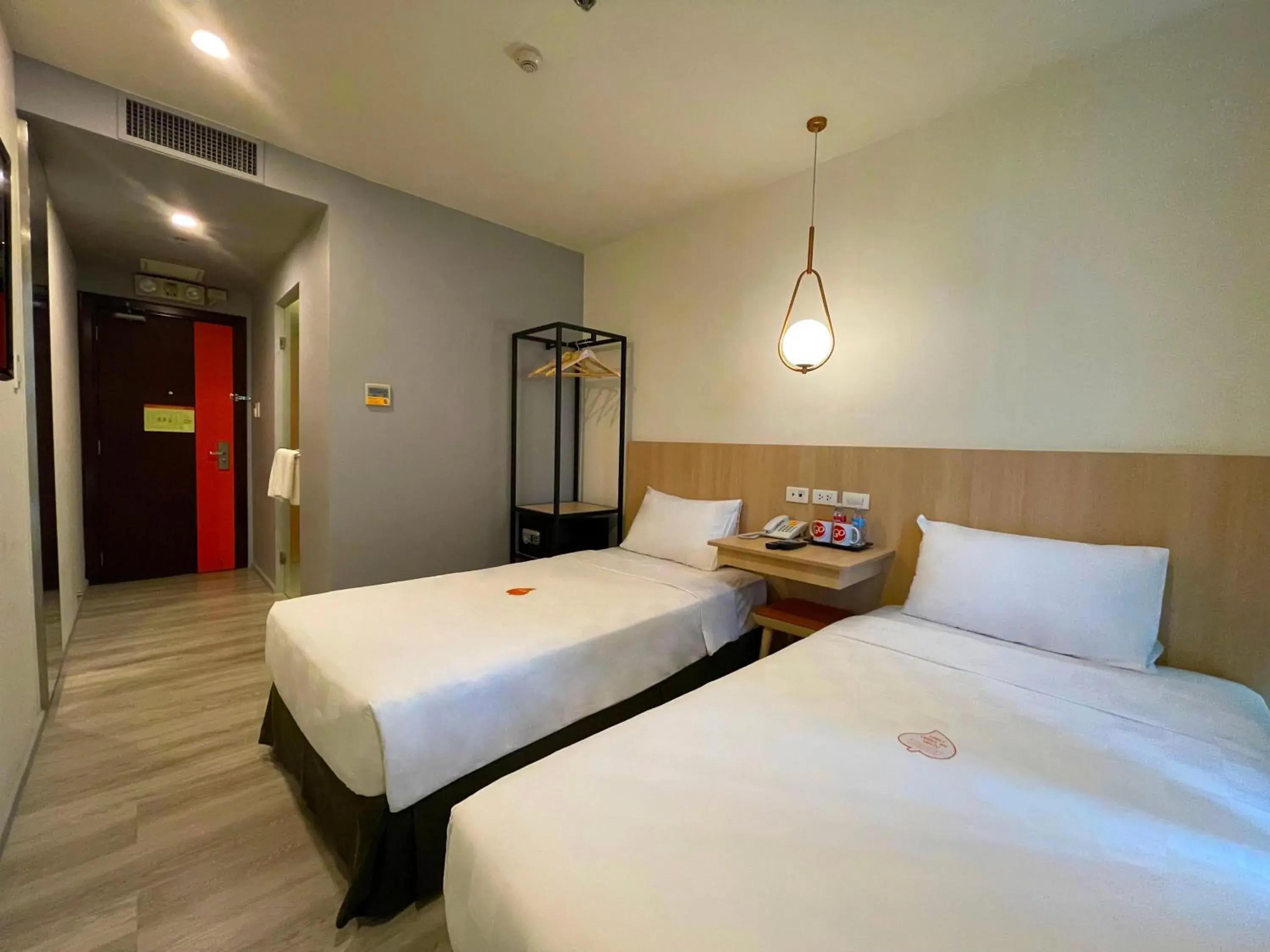Bed in Go Hotels Plus Mandaluyong Bed in Go Hotels Plus Mandaluyong