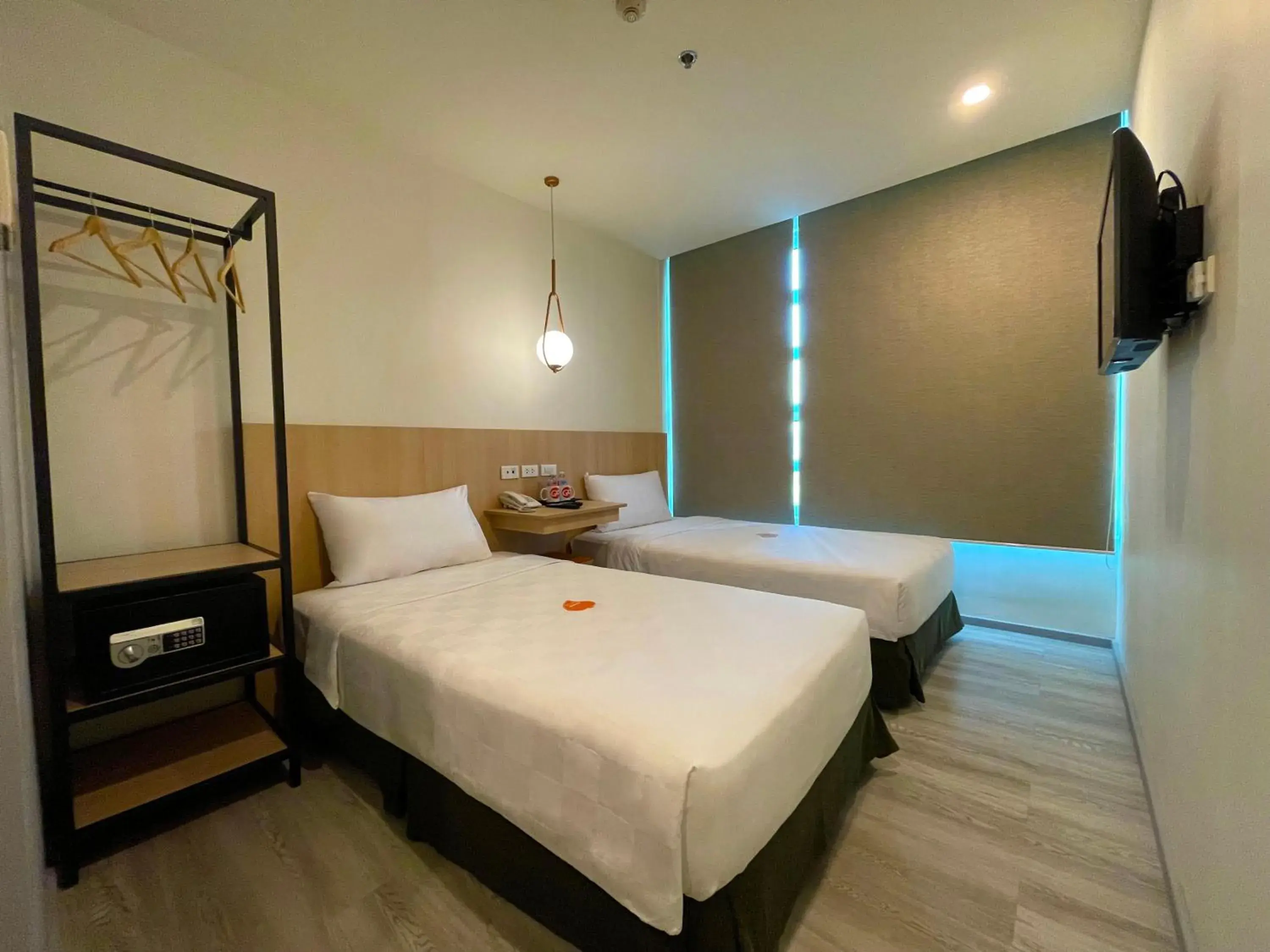 Superior Twin Room in Go Hotels Plus Mandaluyong Superior Twin Room in Go Hotels Plus Mandaluyong