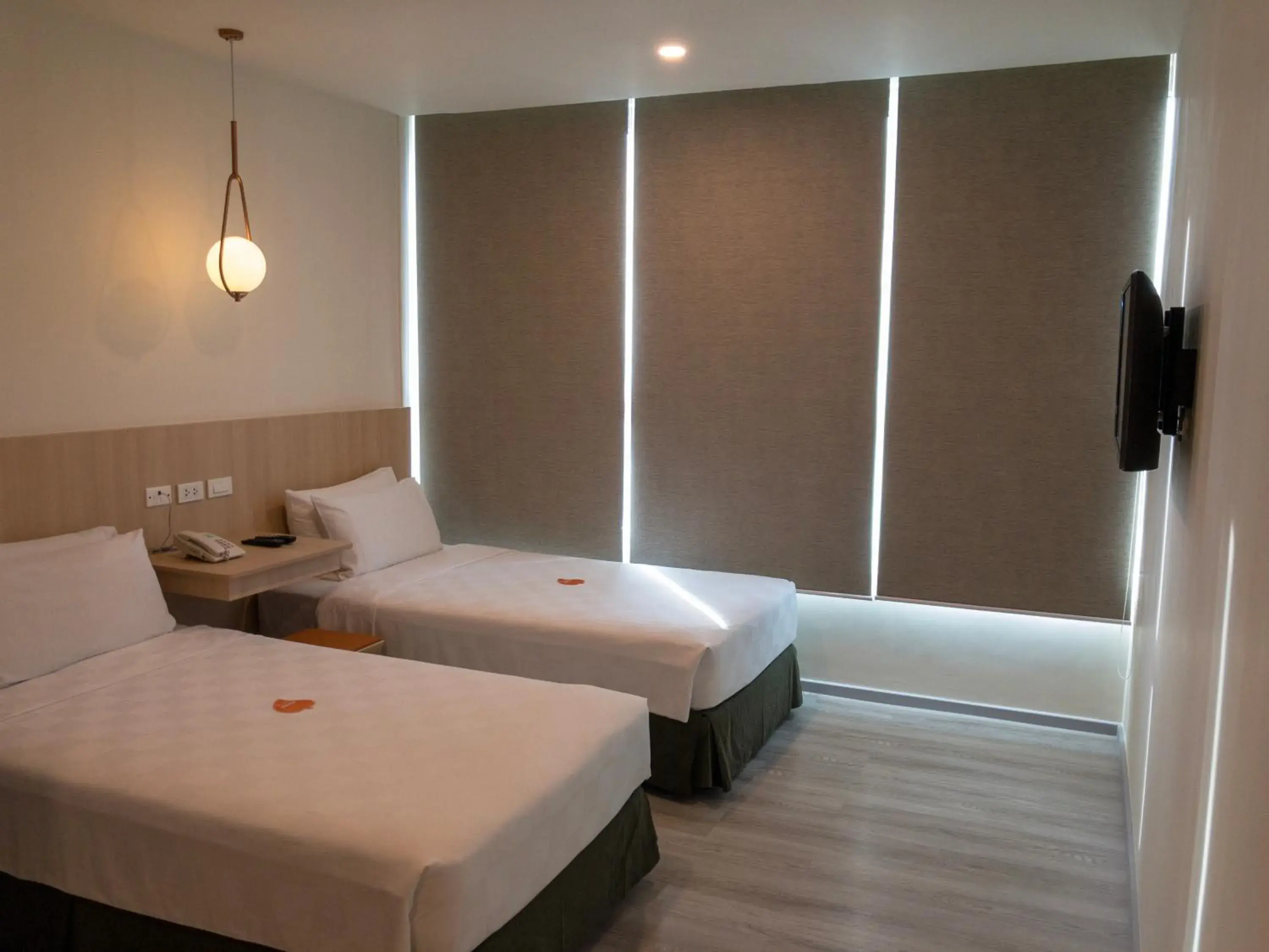 Bed in Go Hotels Plus Mandaluyong Bed in Go Hotels Plus Mandaluyong