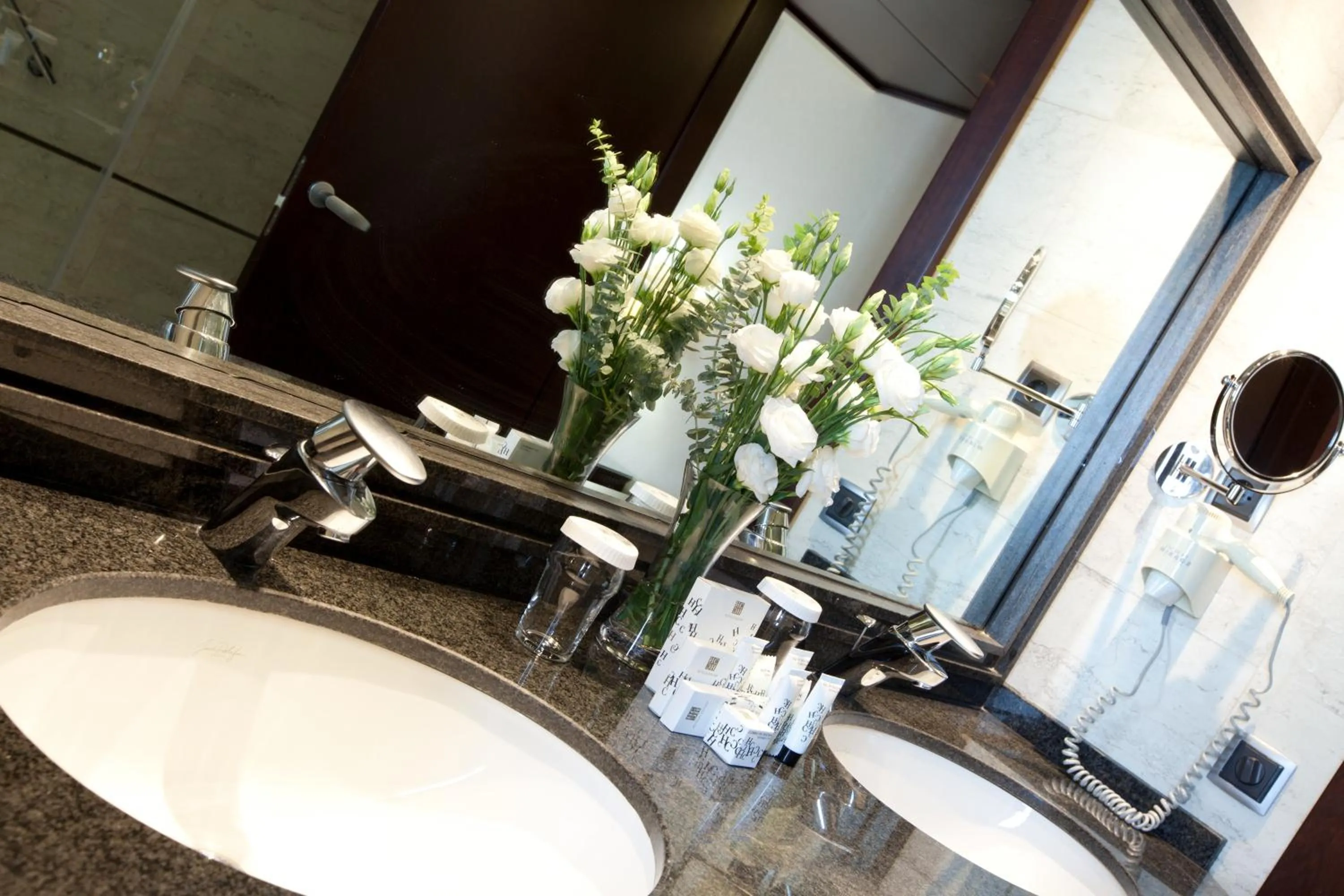 Bathroom in Hotel Sevilla Center