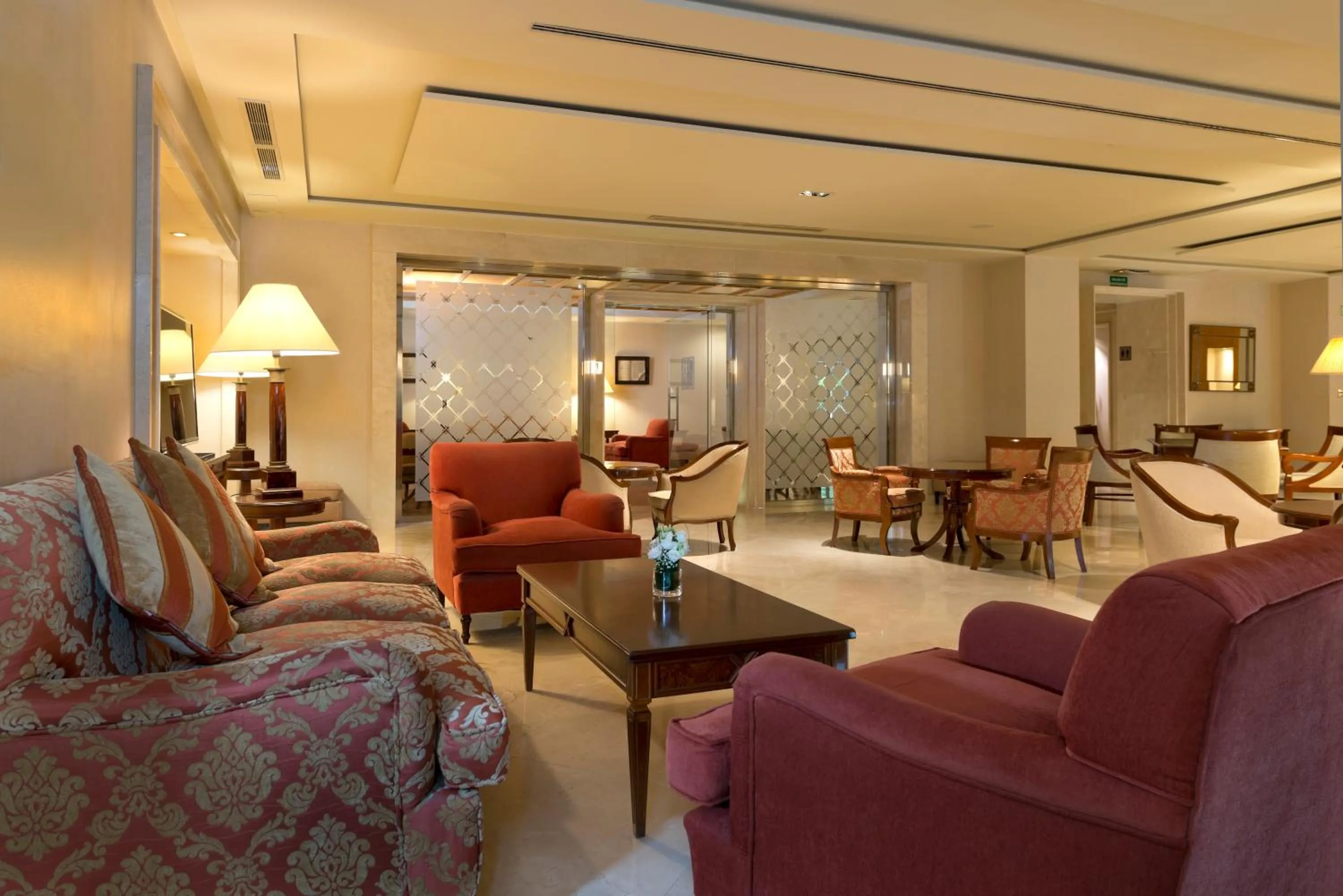 Lounge or bar in Hotel Sevilla Center