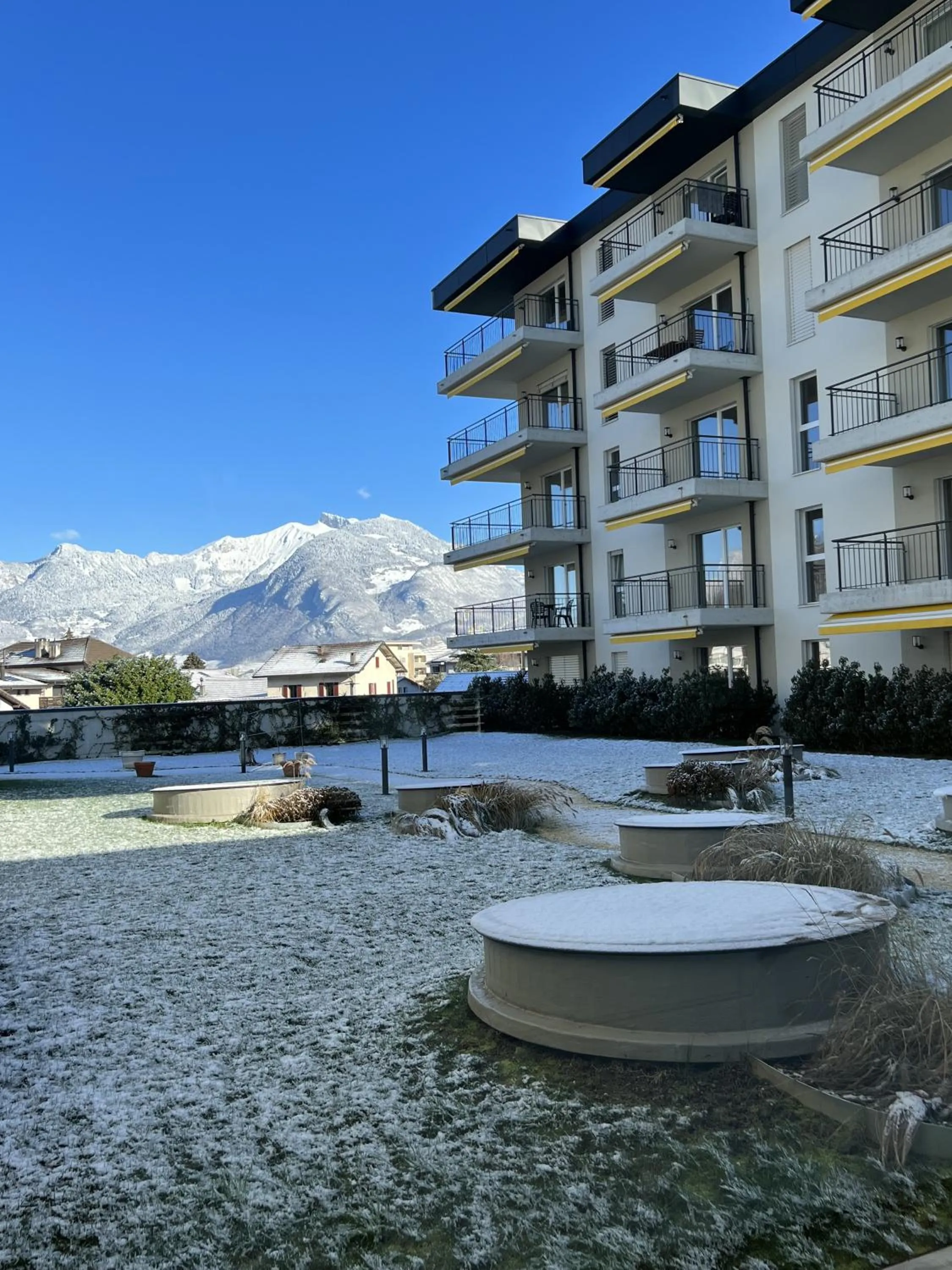 Day in Alp Art Hotel Monthey