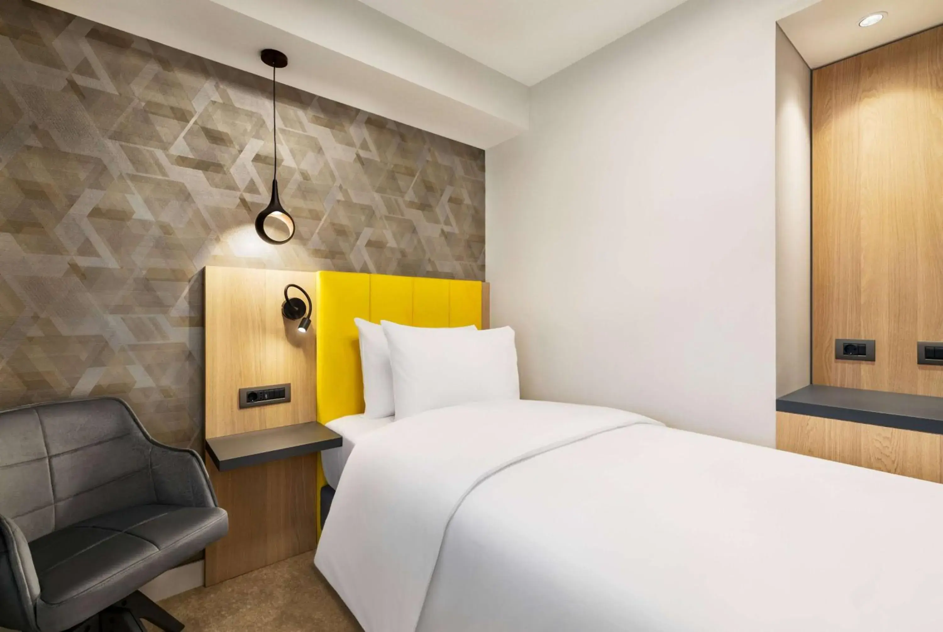 Photo of the whole room, Bed in Ramada by Wyndham Slatina Parc Photo of the whole room, Bed in Ramada by Wyndham Slatina Parc