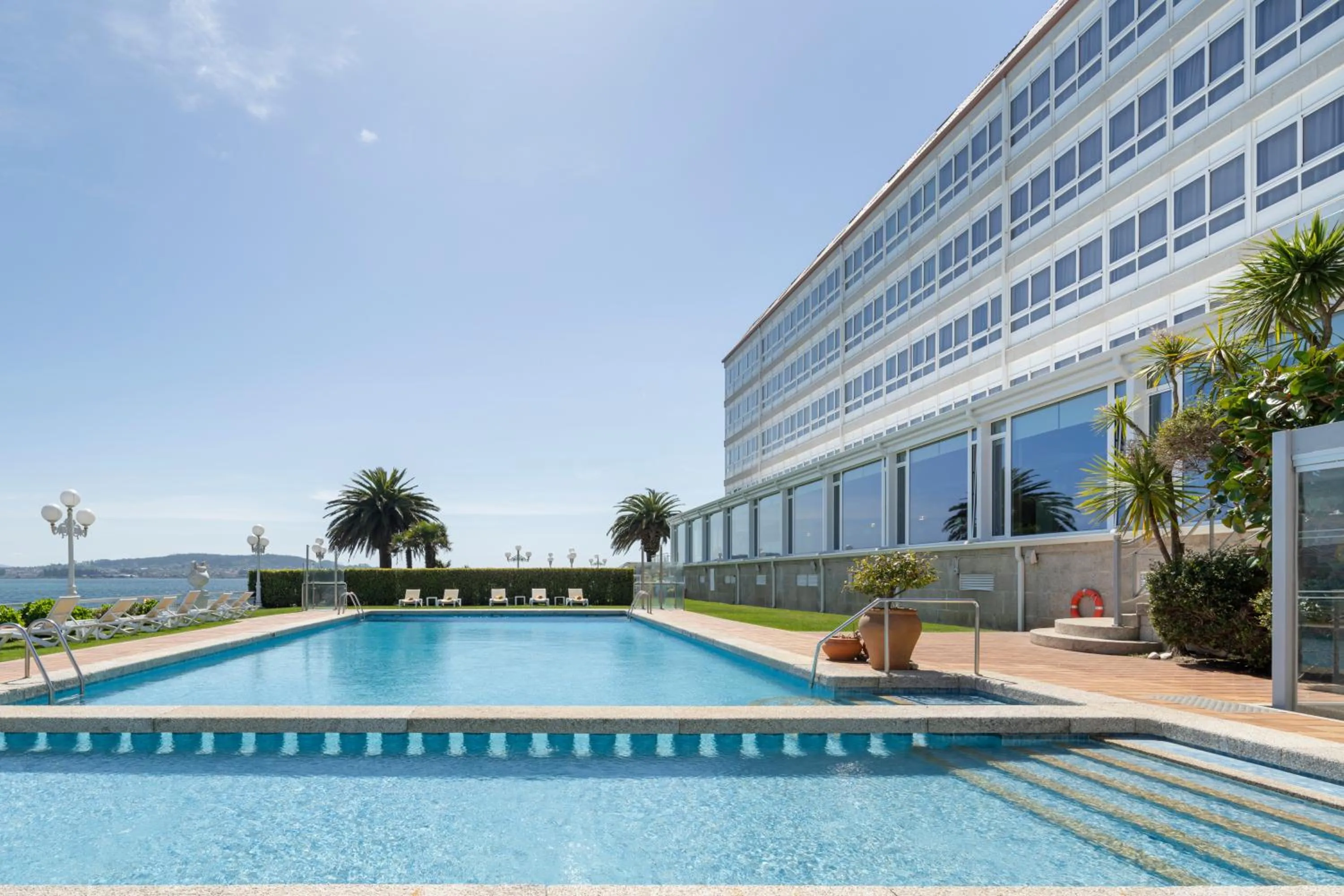 Swimming pool in Eurostars Louxo Talaso