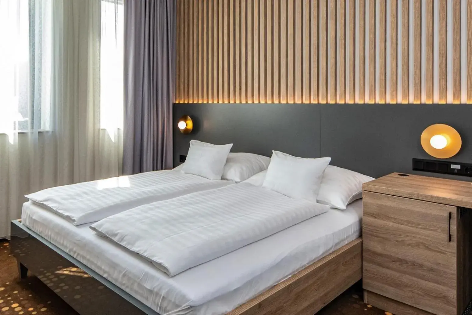 Standard Queen Room in Flow Hotel & Conference Standard Queen Room in Flow Hotel & Conference