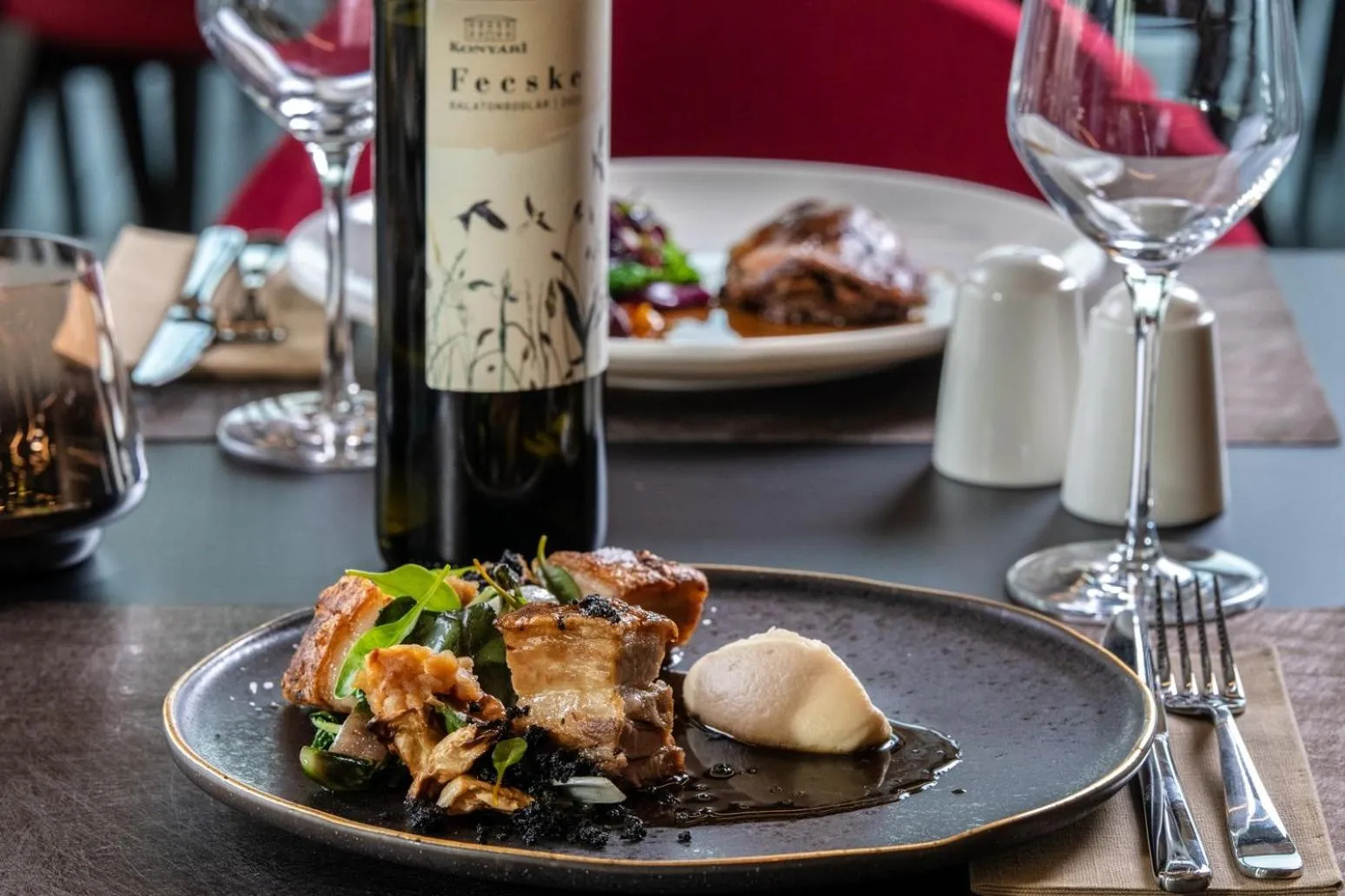 Food in Flow Hotel & Conference