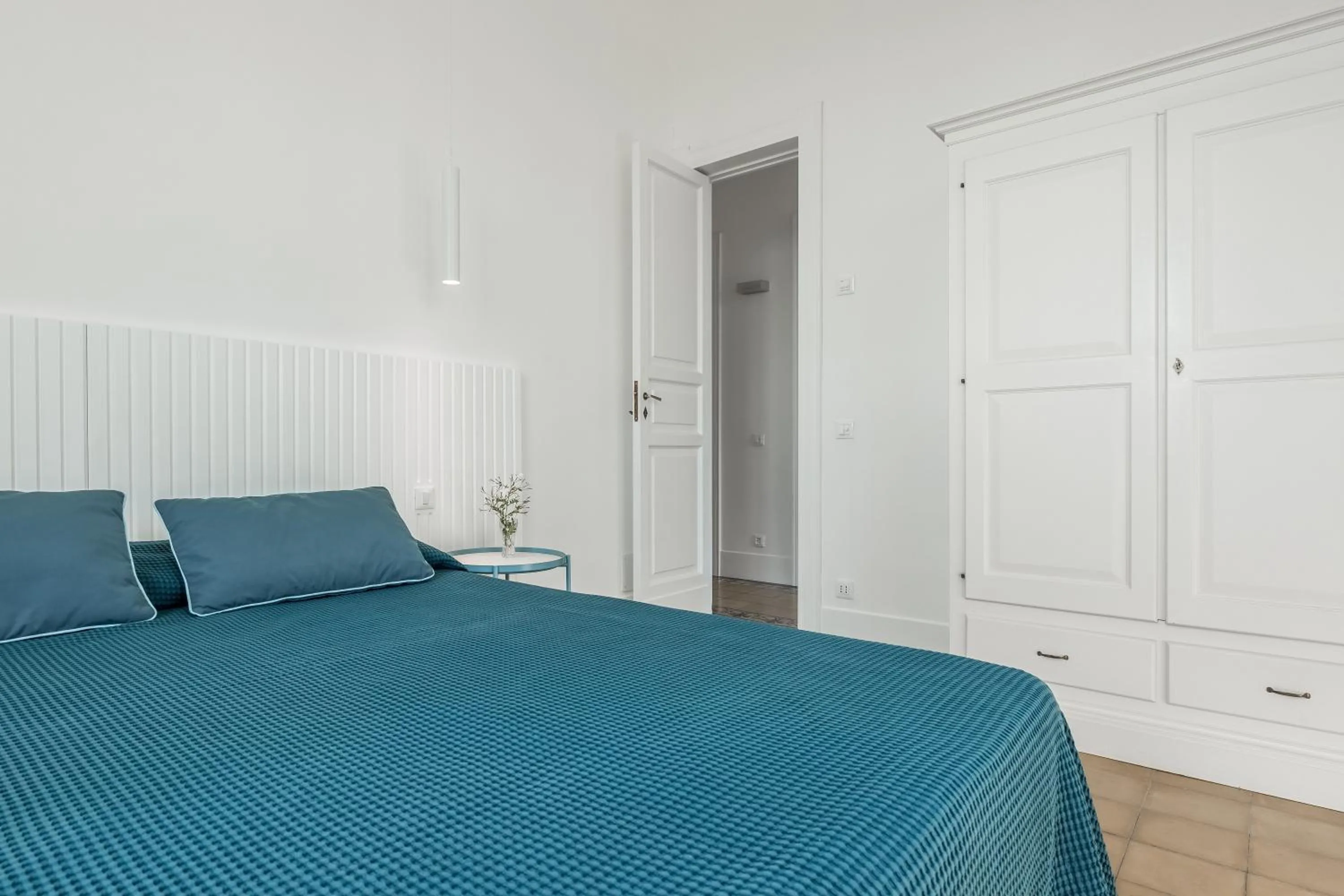 Photo of the whole room, Bed in Sciaraviva