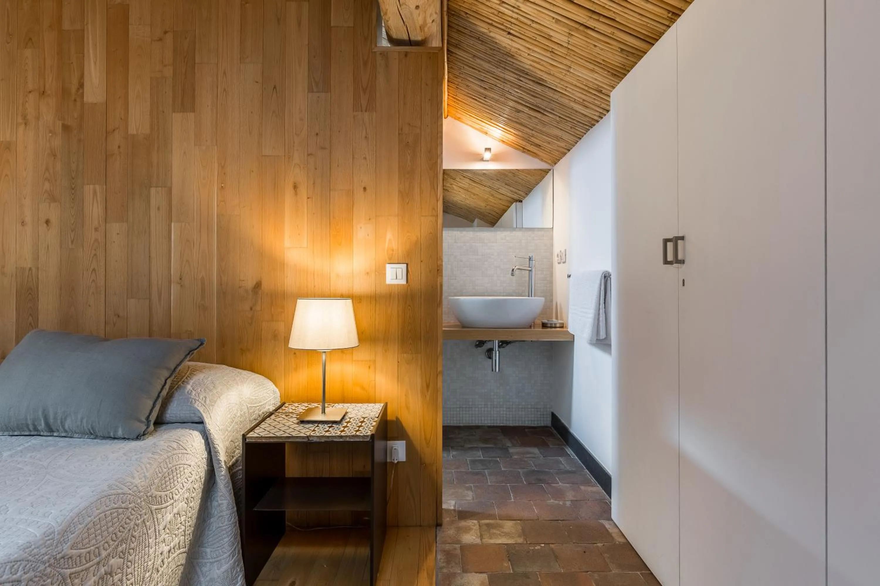 Bedroom, Bed in Sciaraviva