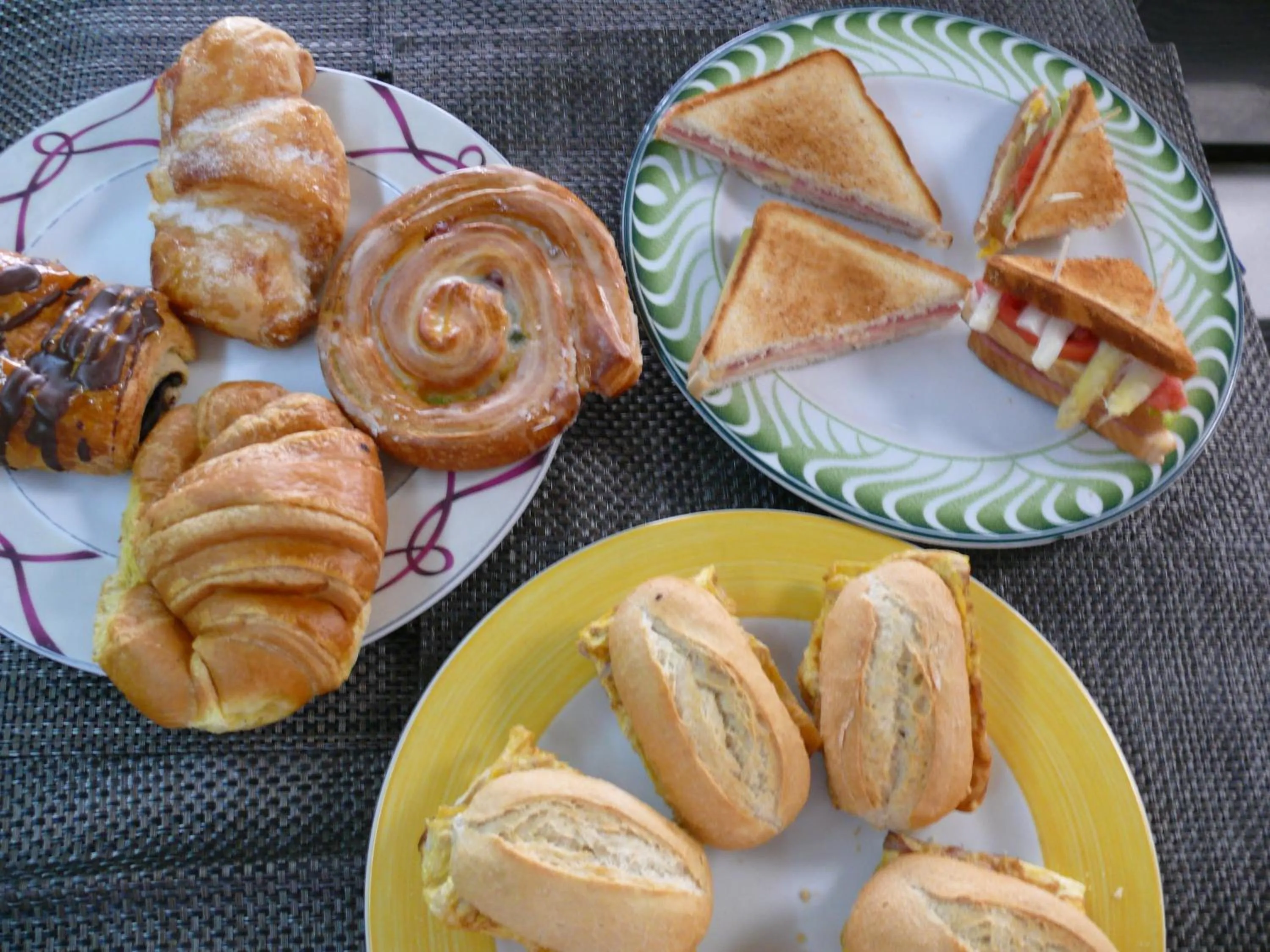 Continental breakfast in Hotel Los Angeles