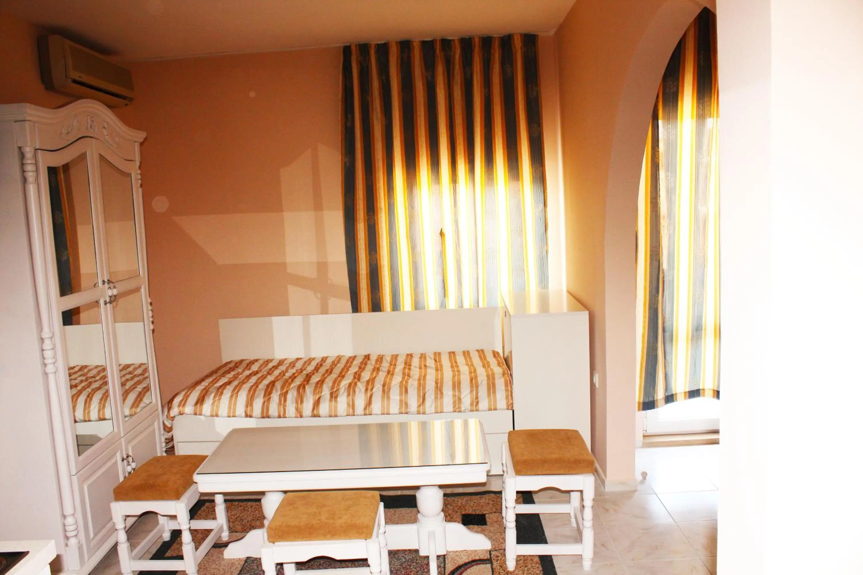 Living room in Family Hotel Paros 2