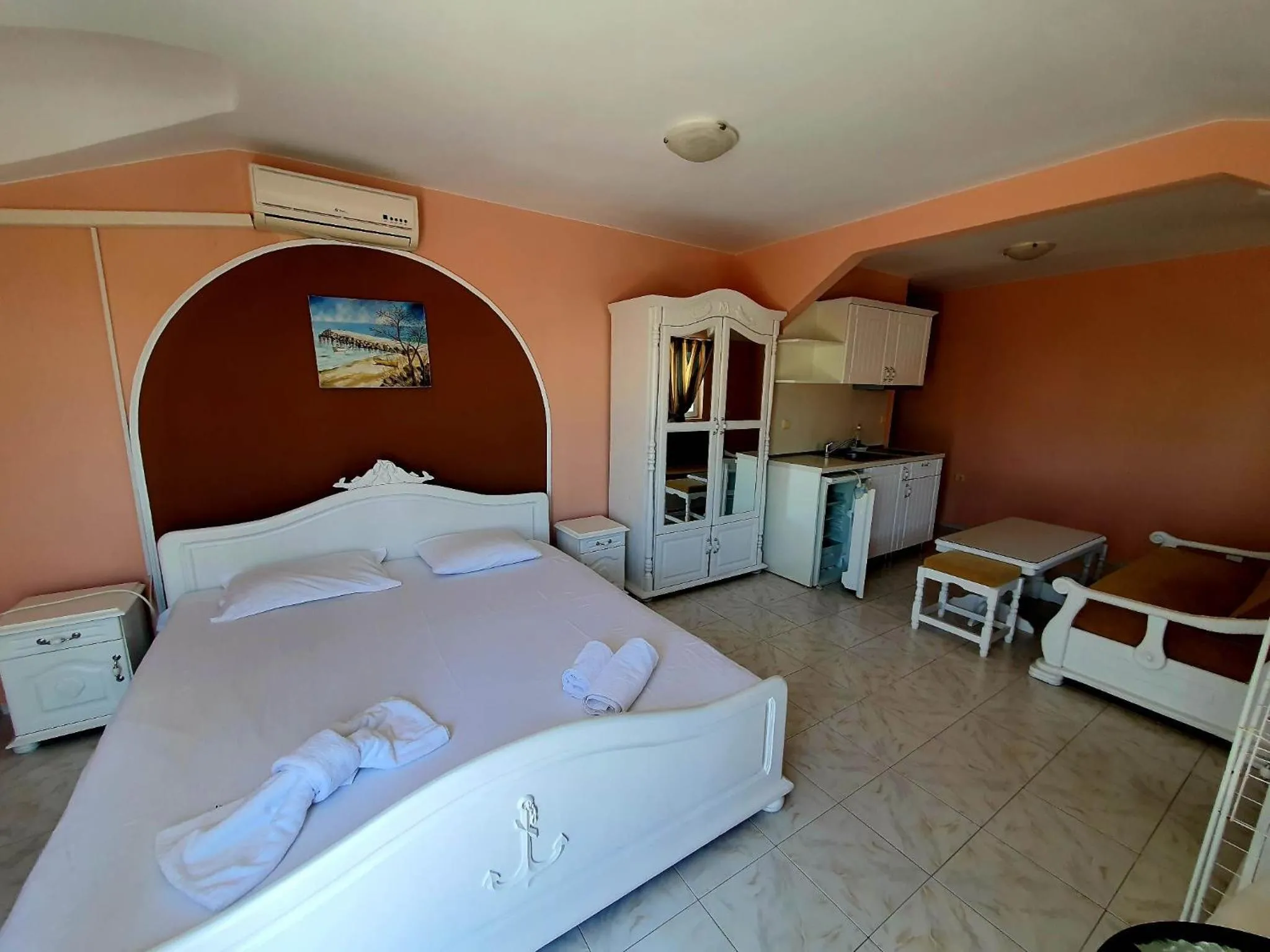 Bed in Family Hotel Paros 2