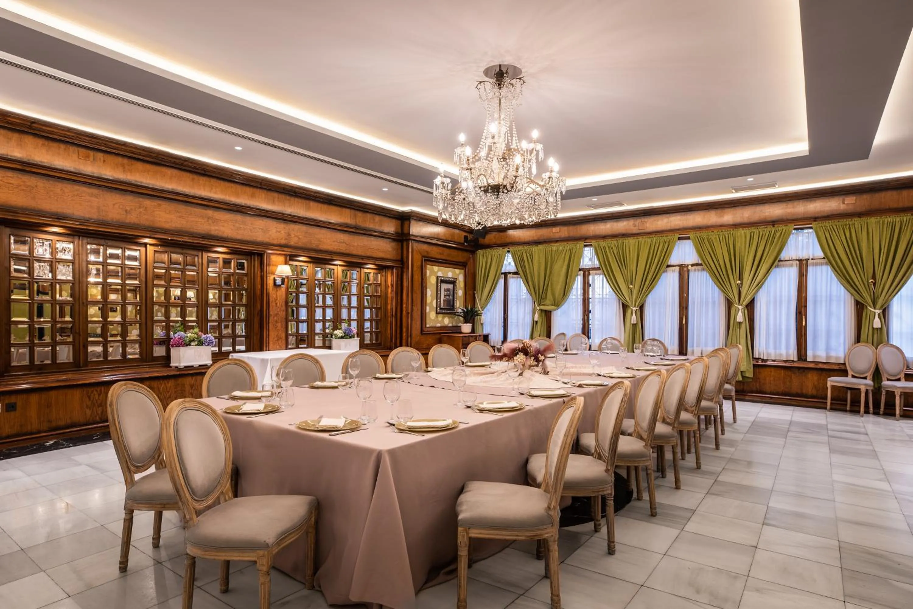 Banquet/Function facilities in Hotel Rio Badajoz