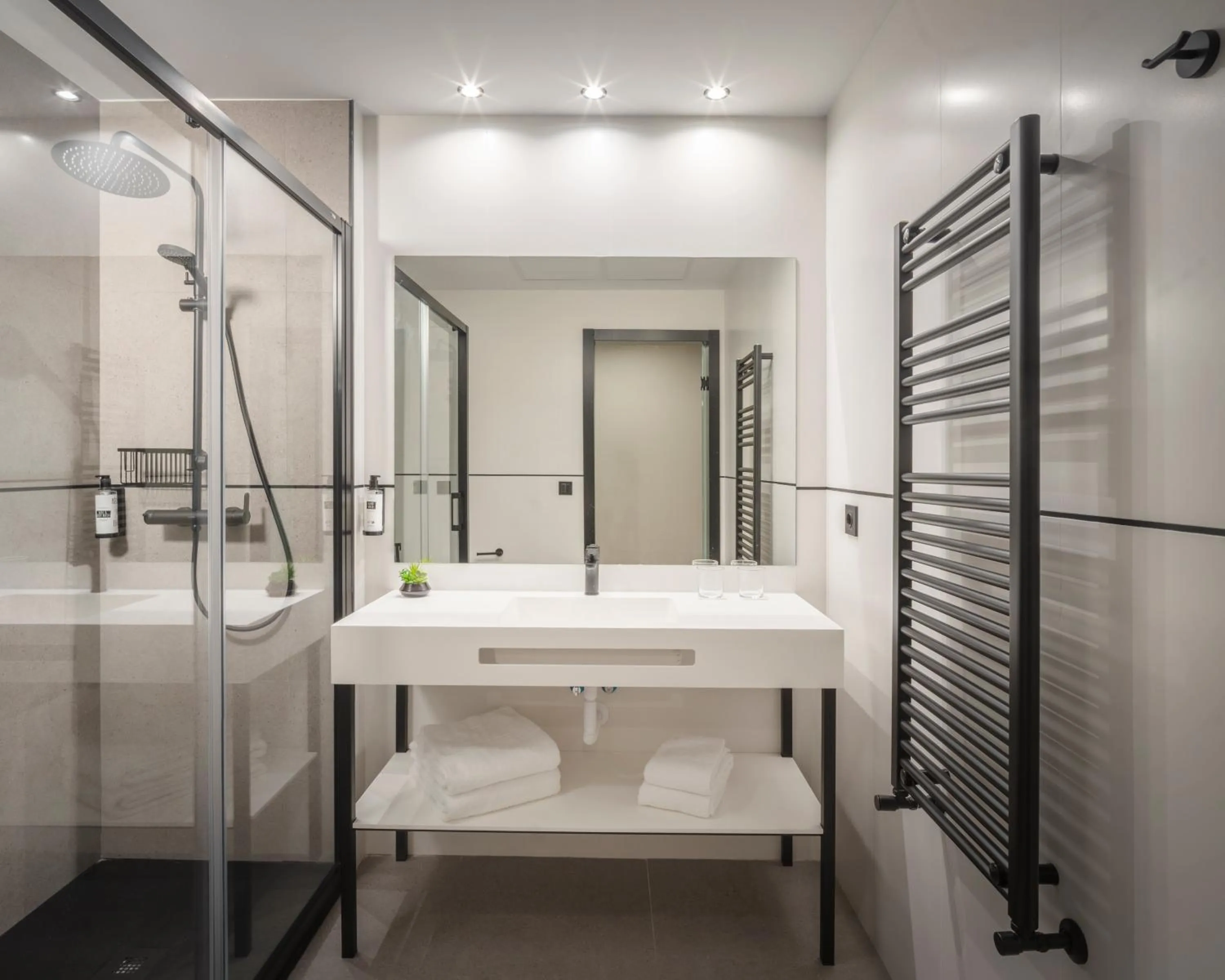 Bathroom in Hotel Rio Badajoz