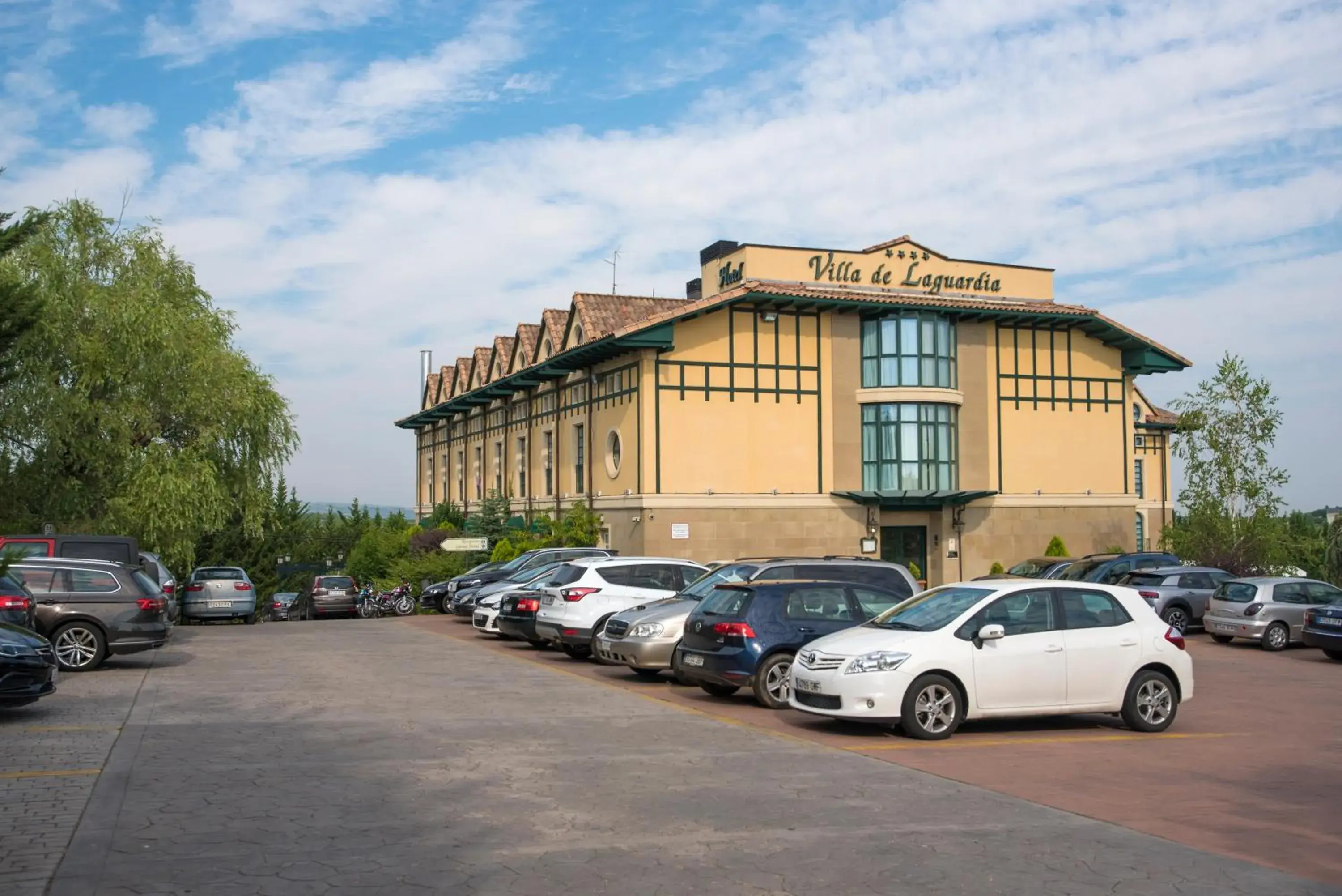 Property building in Hotel Silken Villa de Laguardia Property building in Hotel Silken Villa de Laguardia