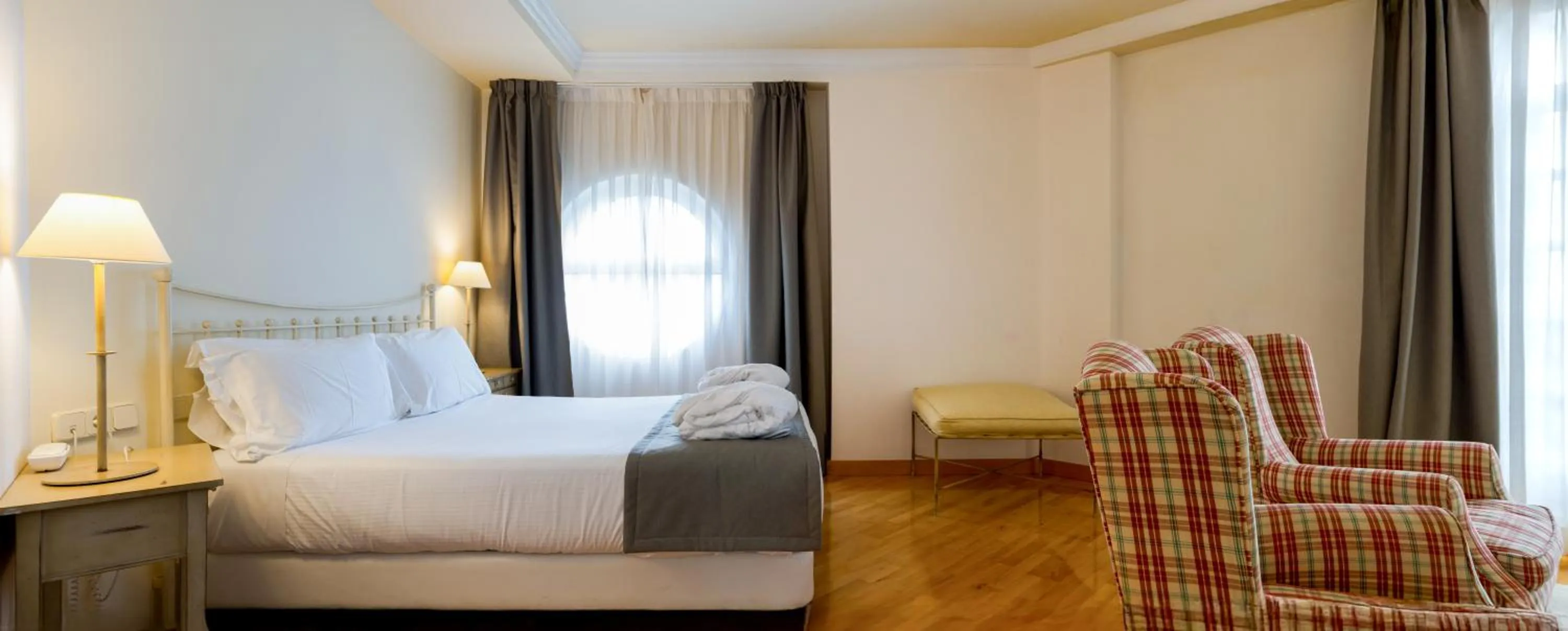 Bed in Hotel Silken Villa de Laguardia